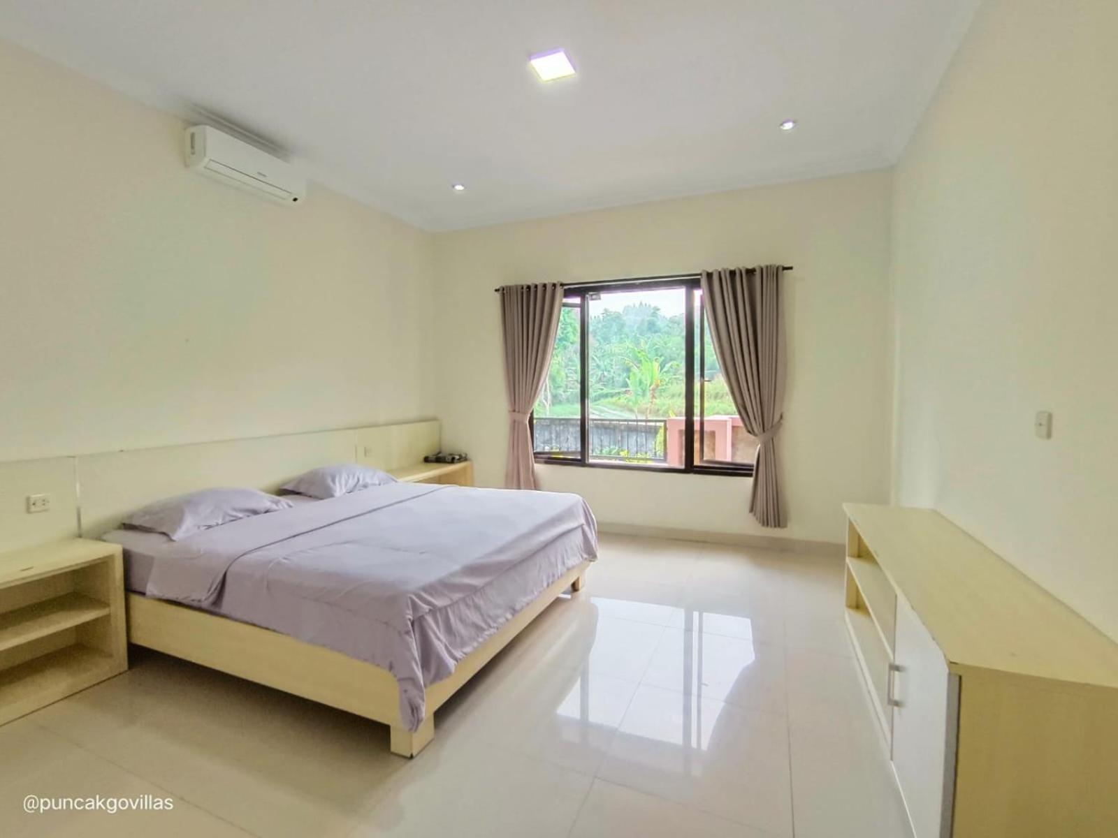 Villa photo 1