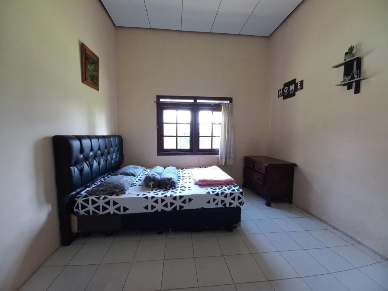 Villa photo 1