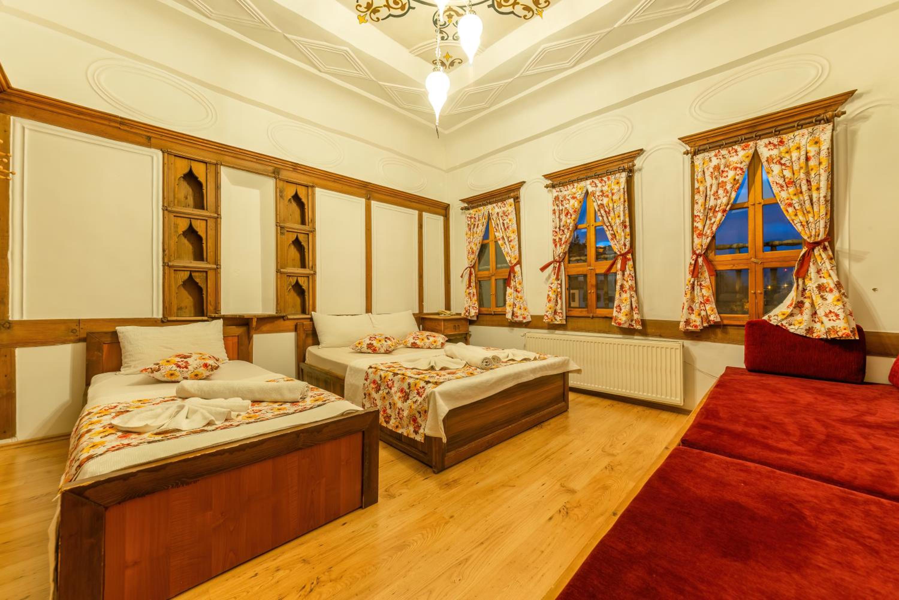 Double or Twin Room - Photo 3