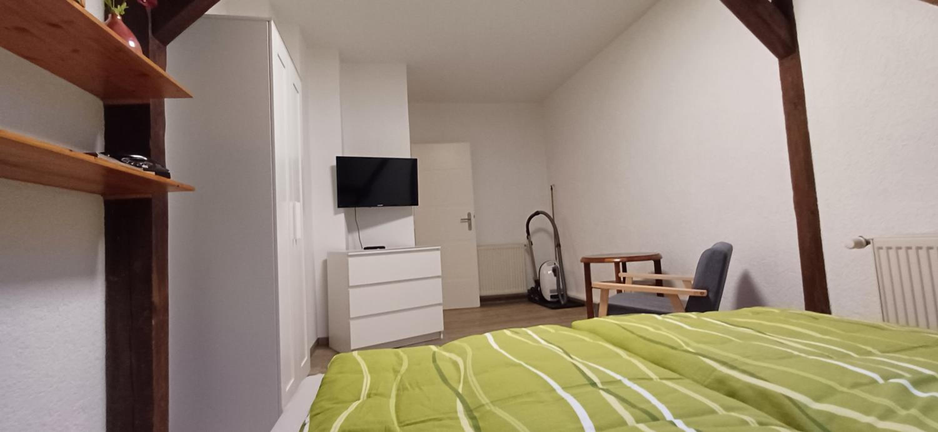 Three-Bedroom Apartment photo 2