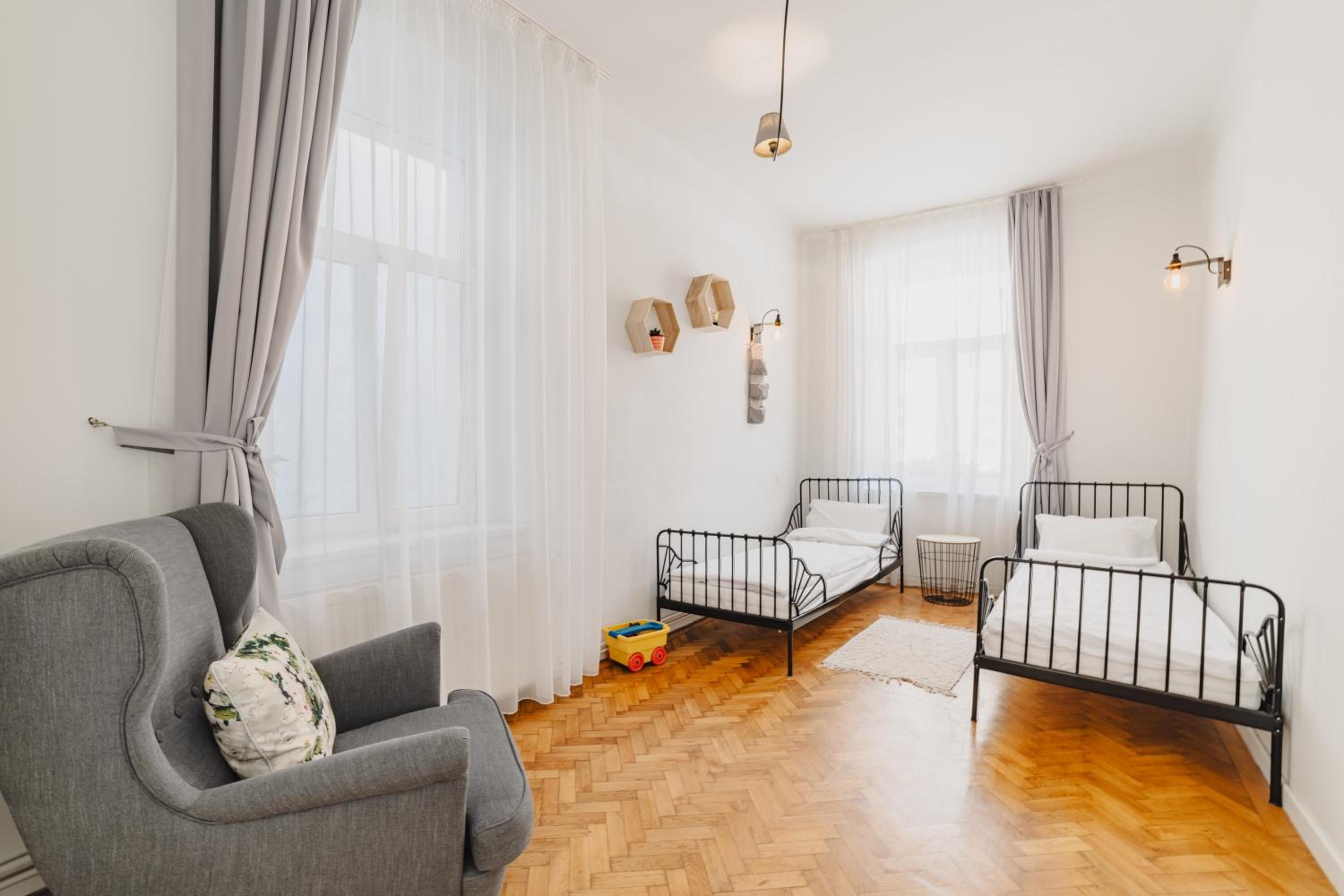 Superior Apartment