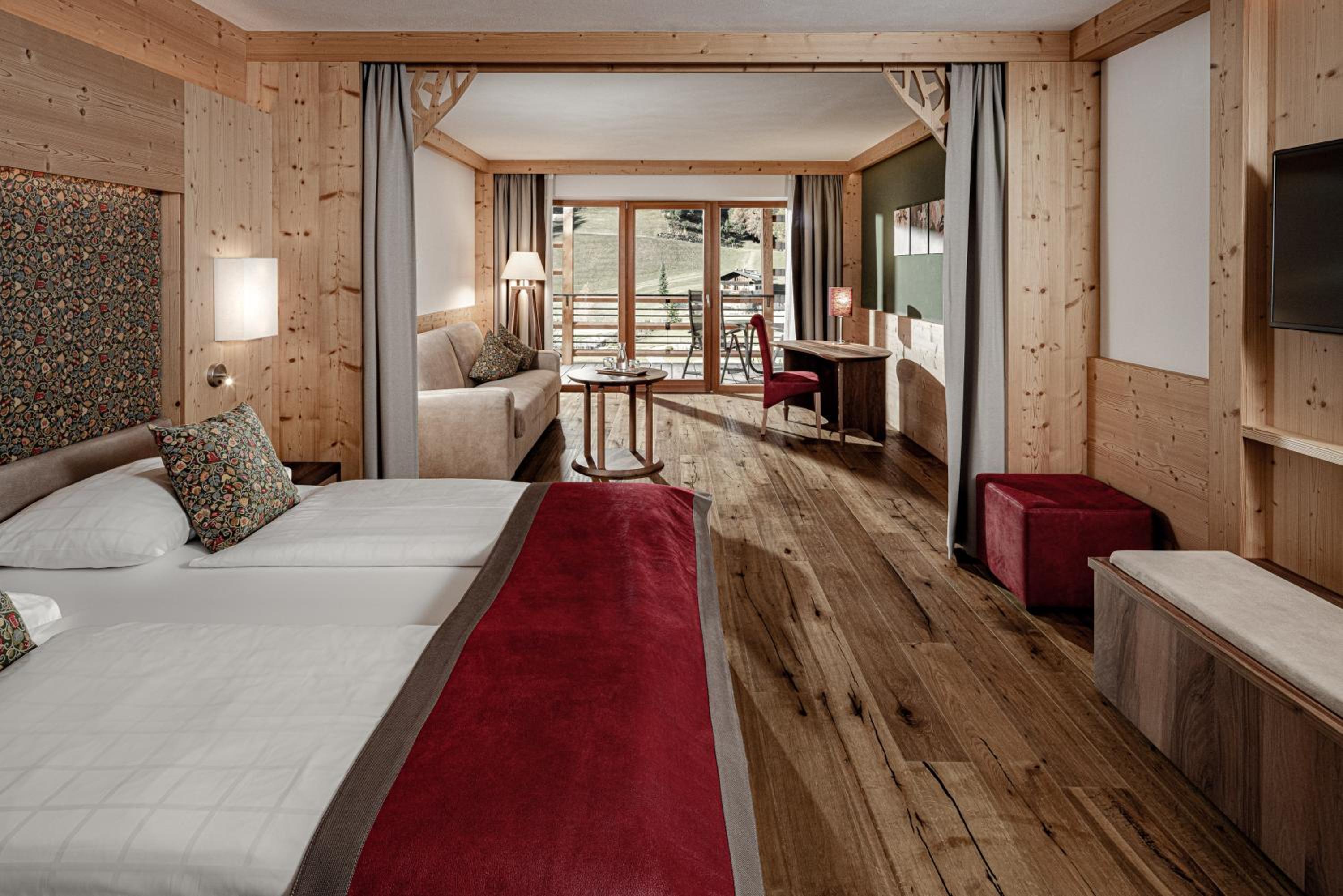 Standard Suite - Photo 1