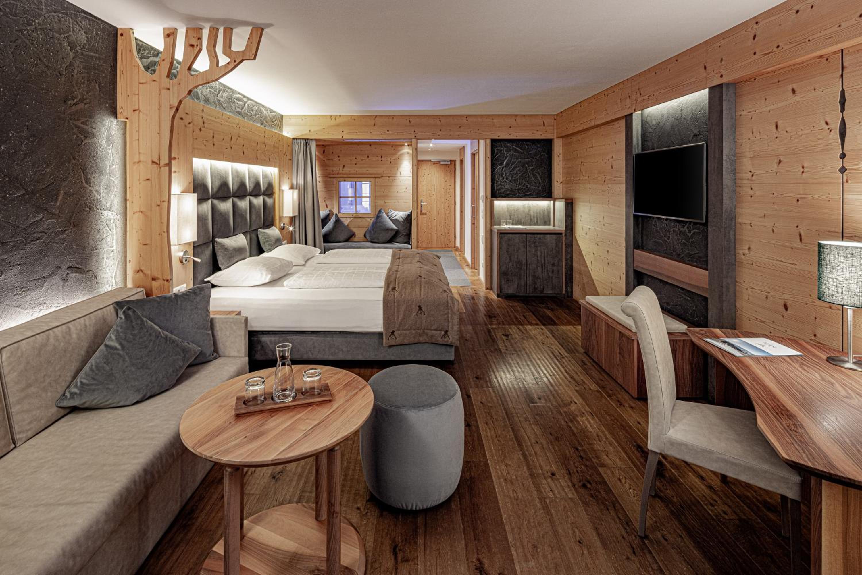 Standard Suite - Photo 5