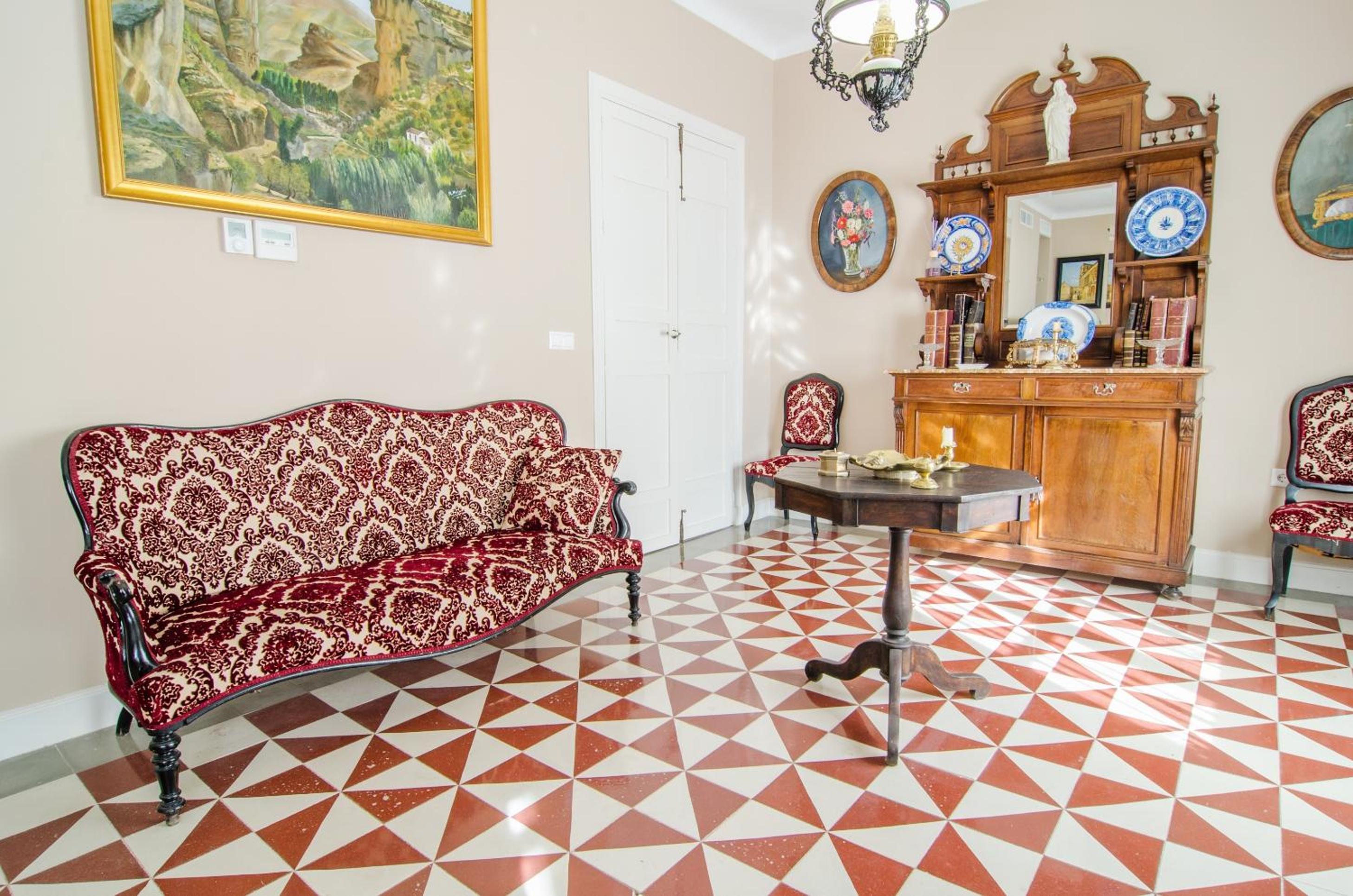 Two-Bedroom Apartment - Photo 11