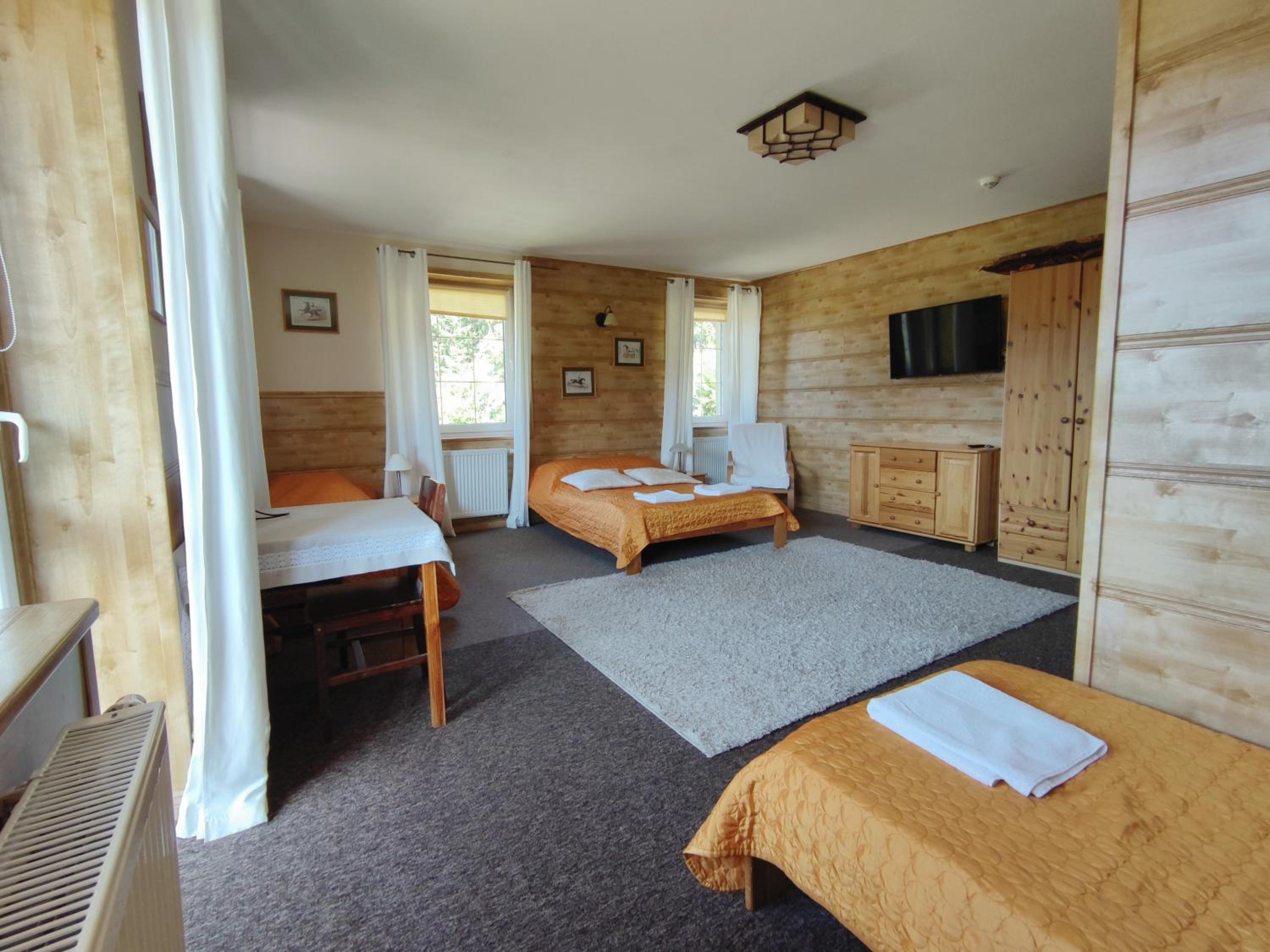 Quadruple Room - Photo 3
