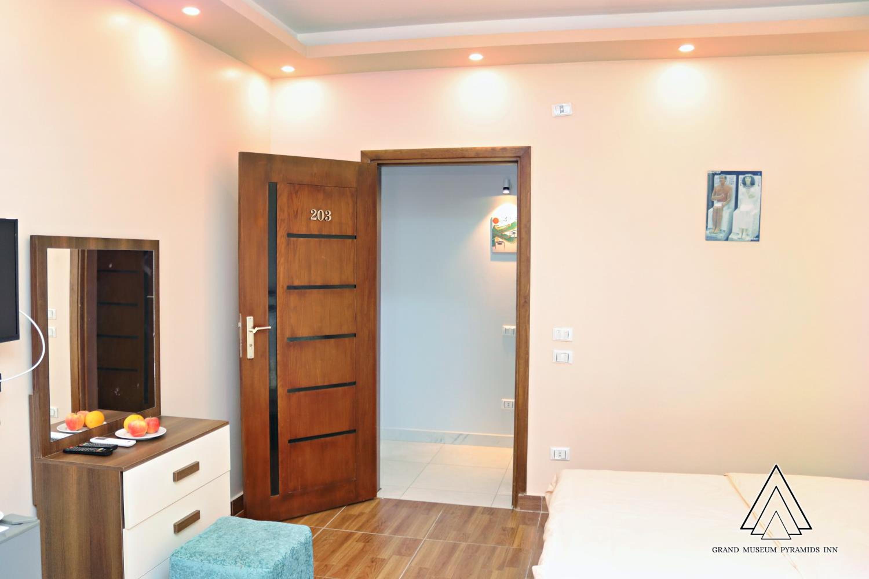 Deluxe King Room photo 3