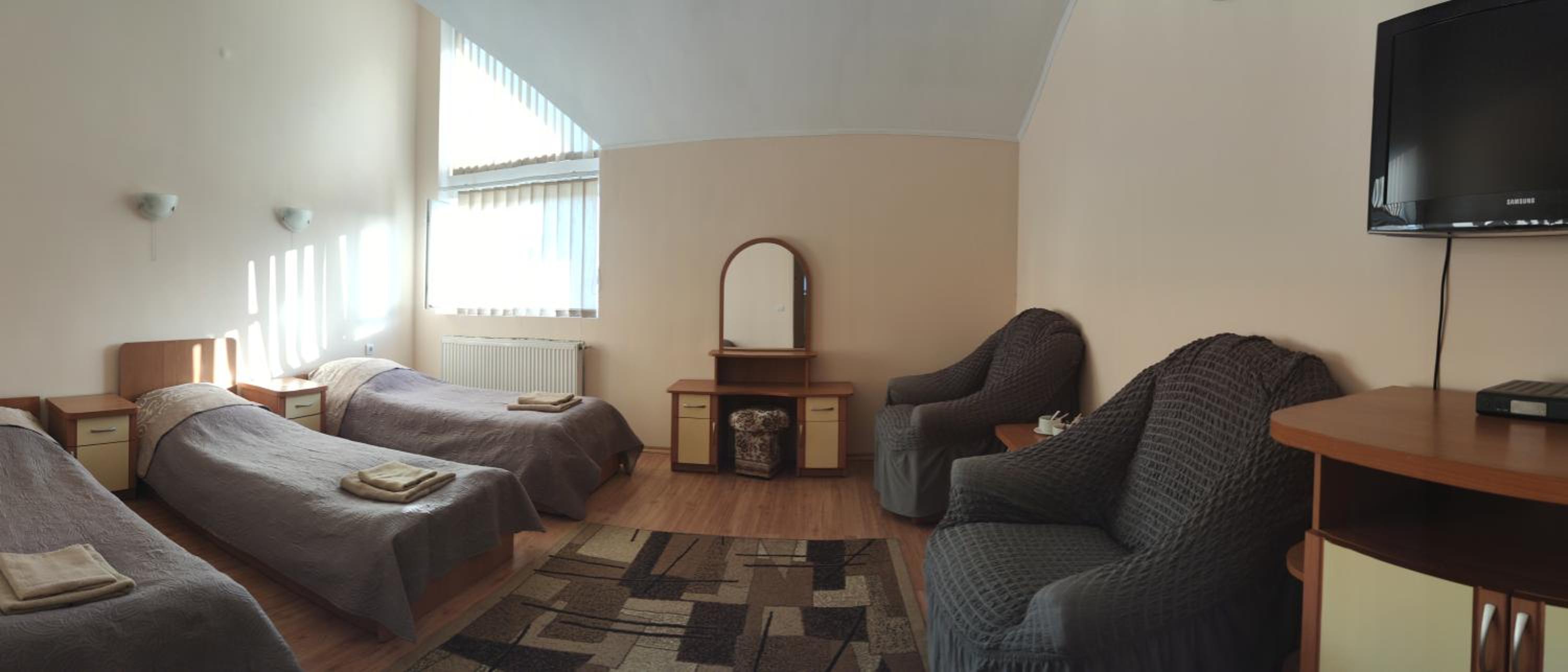 Standard Triple Room photo 1