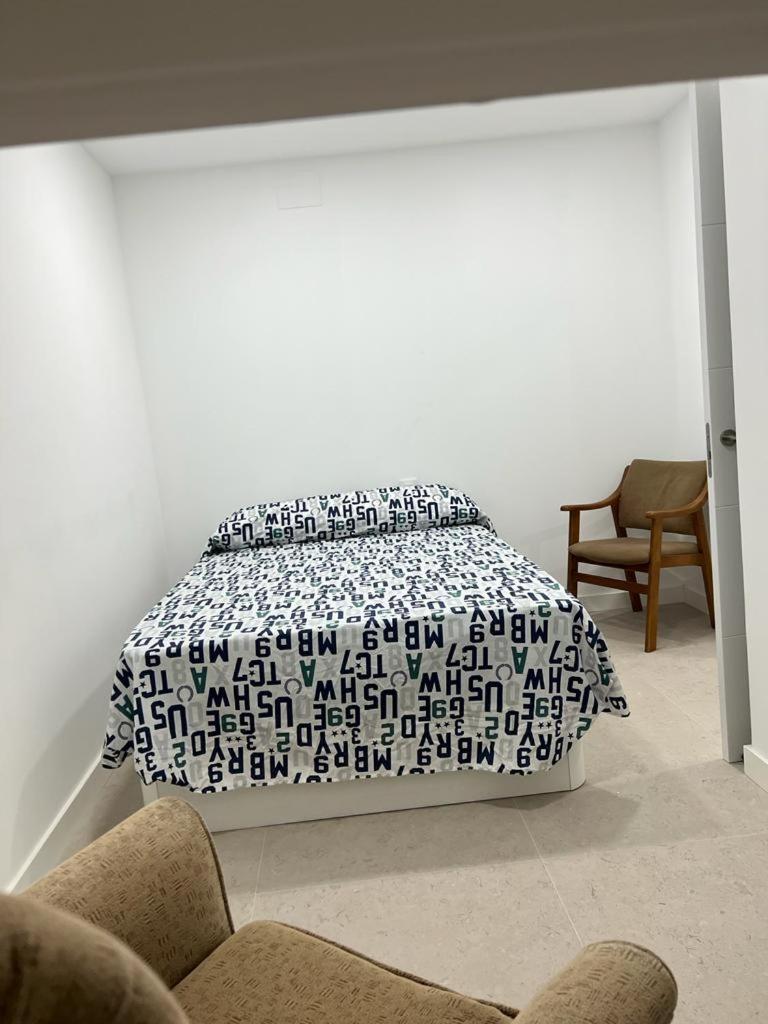 Three-Bedroom Apartment photo 3