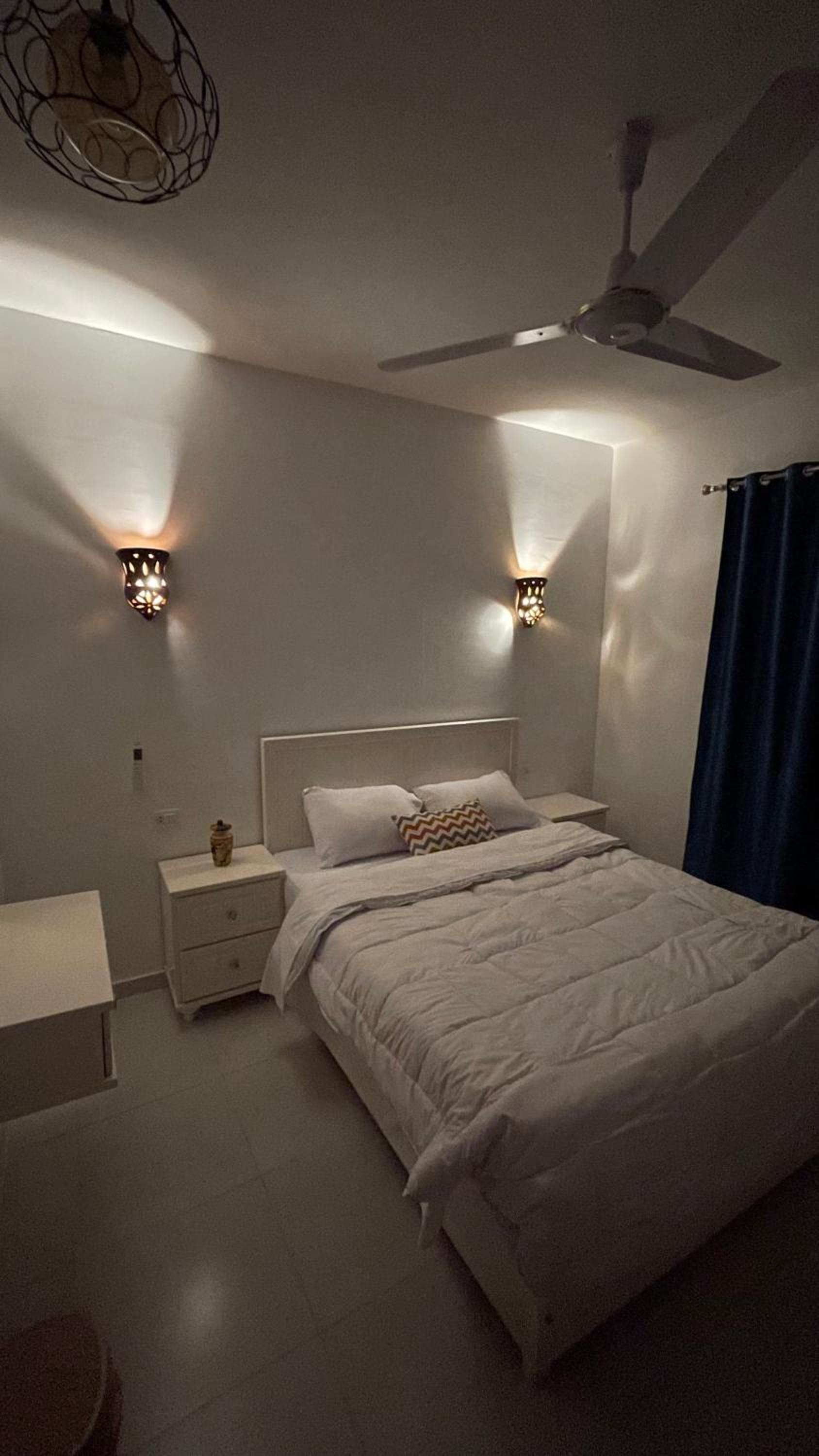 Double Room with Private Bathroom - Photo 10