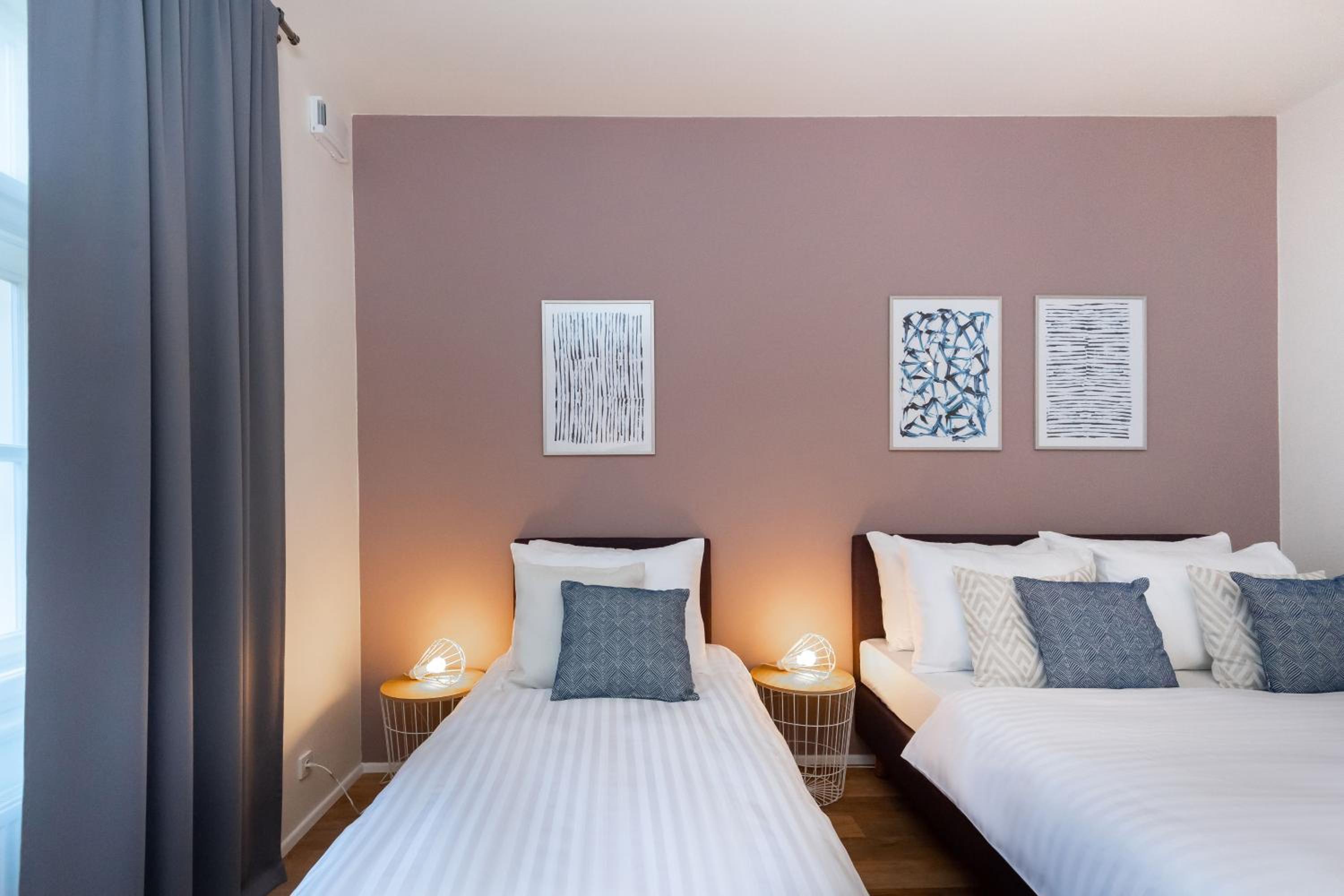 Design Apartment (5 Adults)