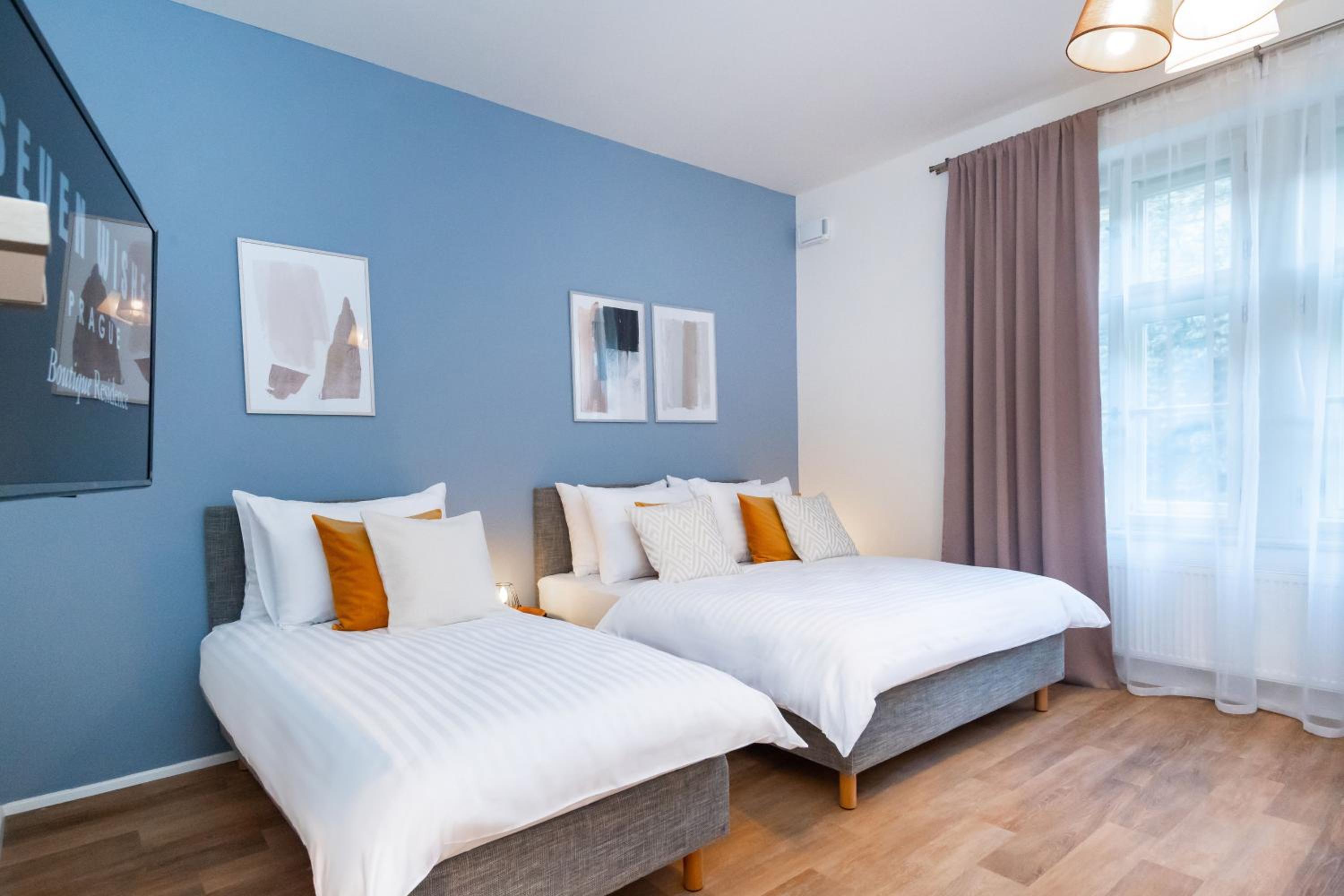 Deluxe Studio (4 Adults)