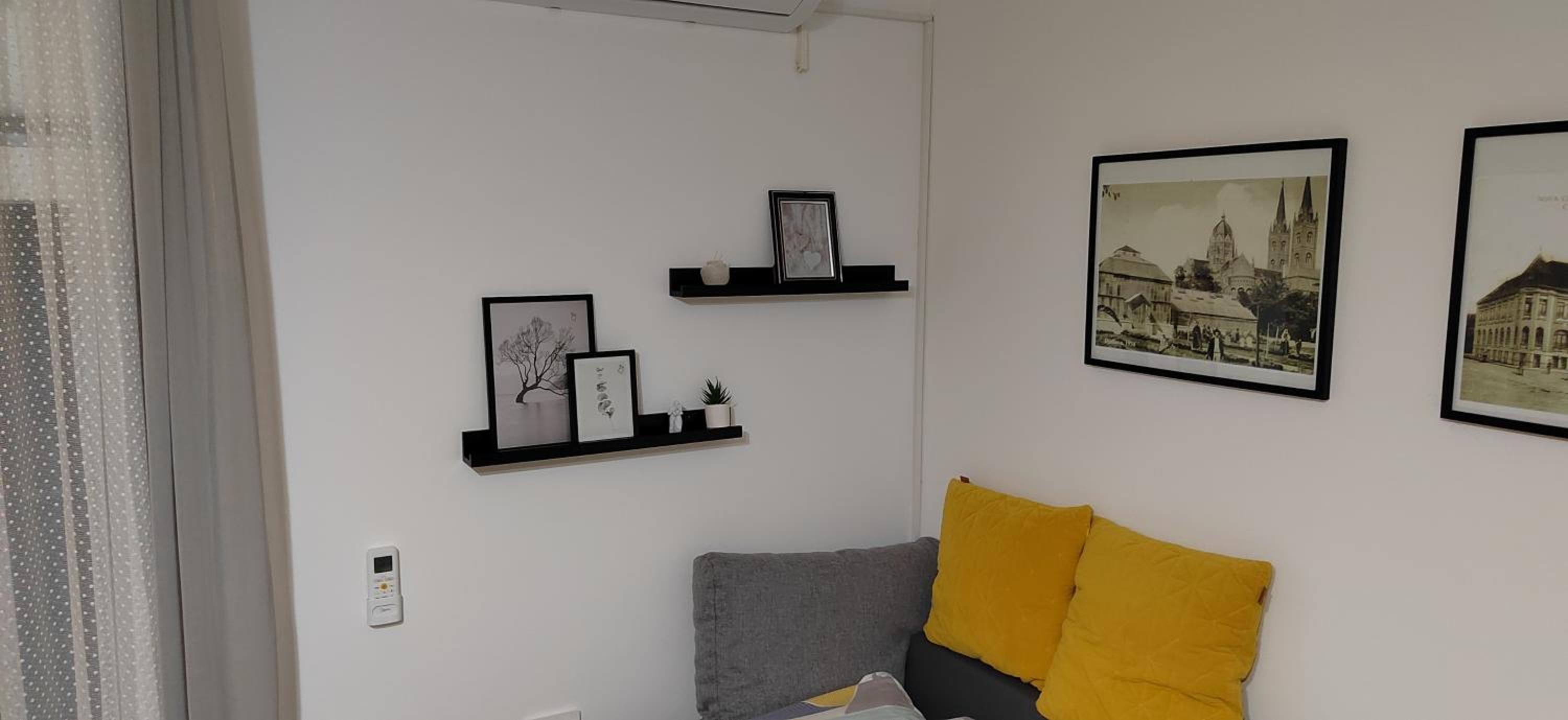 One-Bedroom Apartment - Photo 5