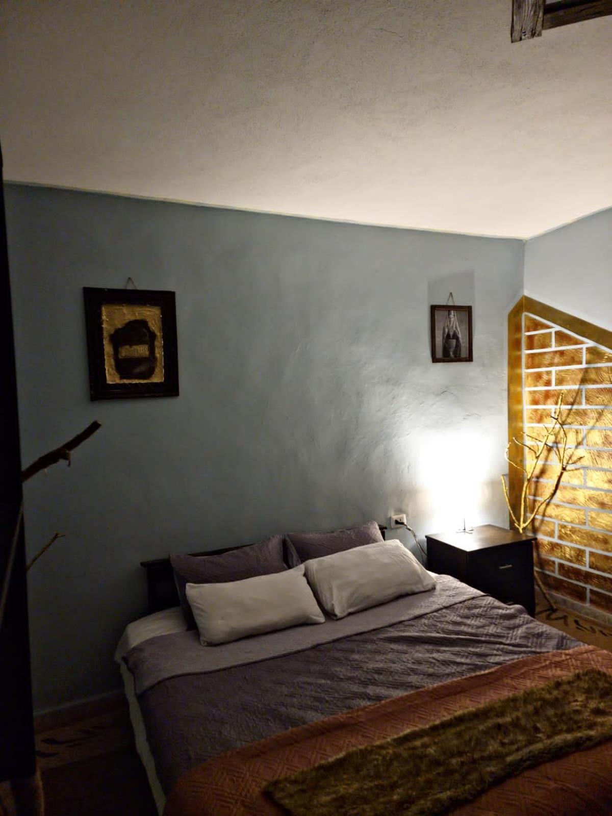Standard Double Room with Shared Bathroom photo 3
