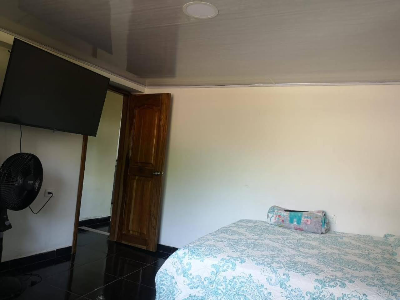 Three-Bedroom Apartment photo 1