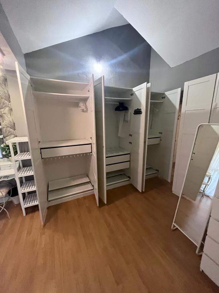 Triple Room with Private Bathroom