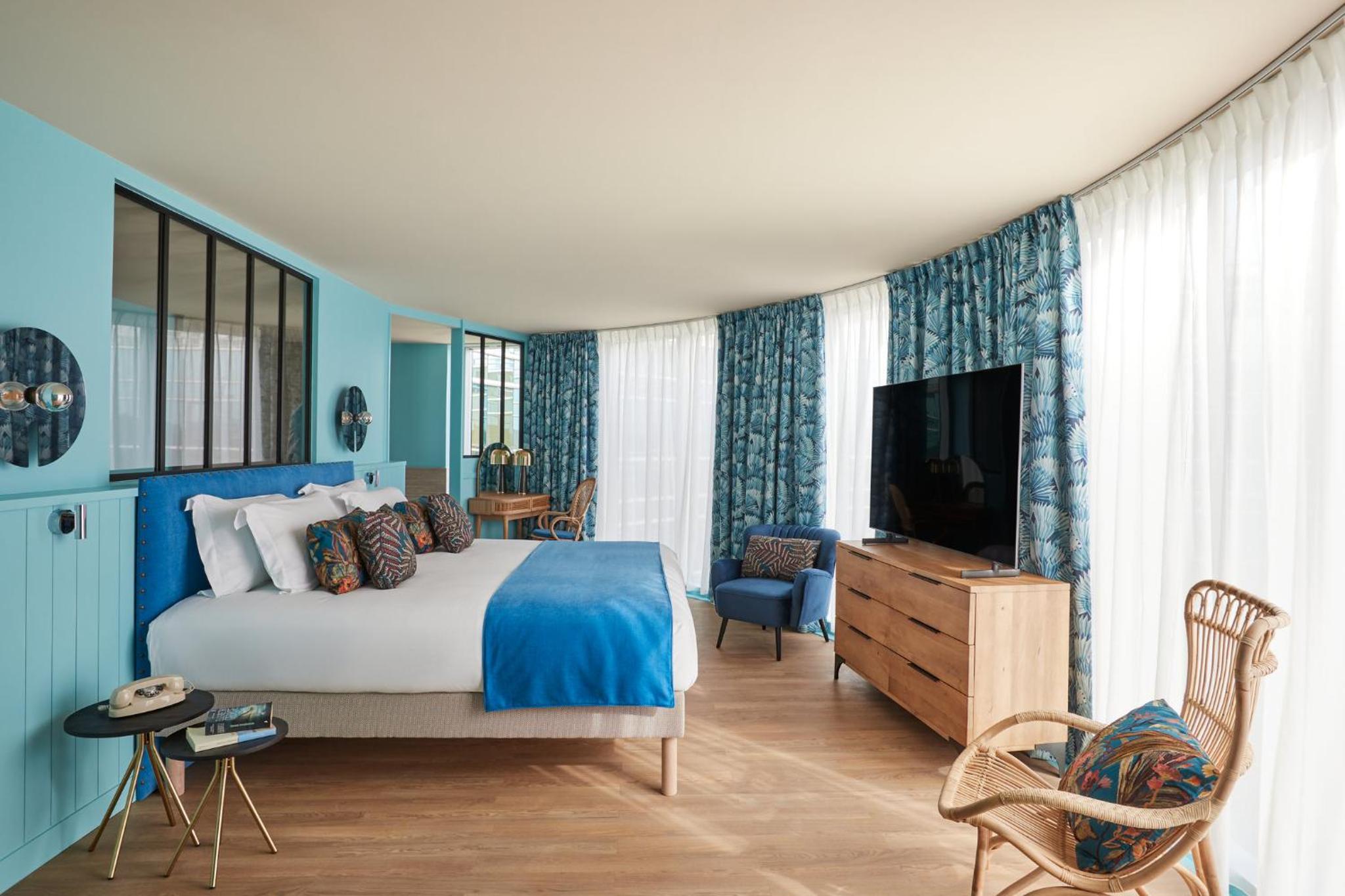 King Suite - Photo 5