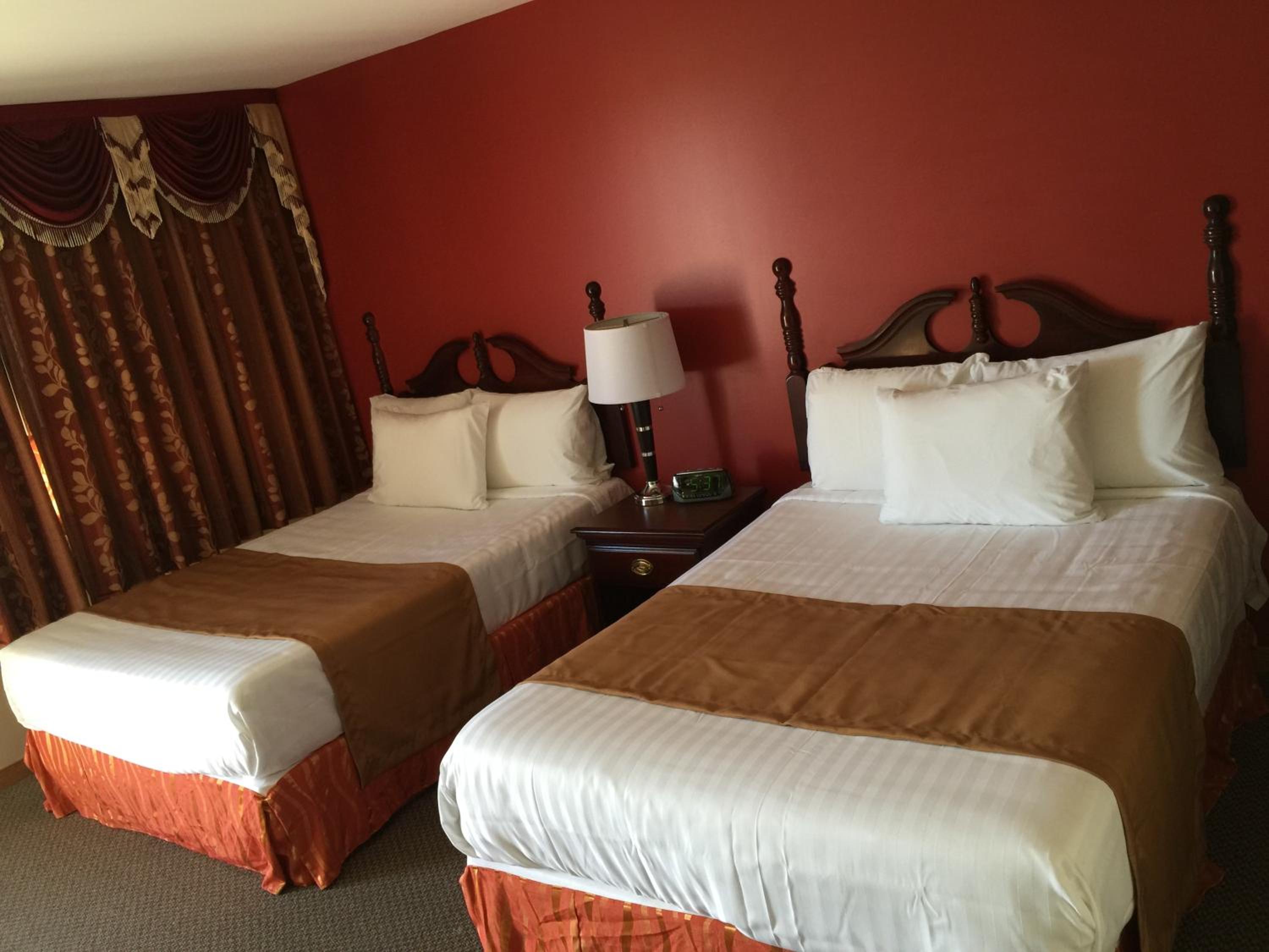 Double Room with Two Double Beds photo 2