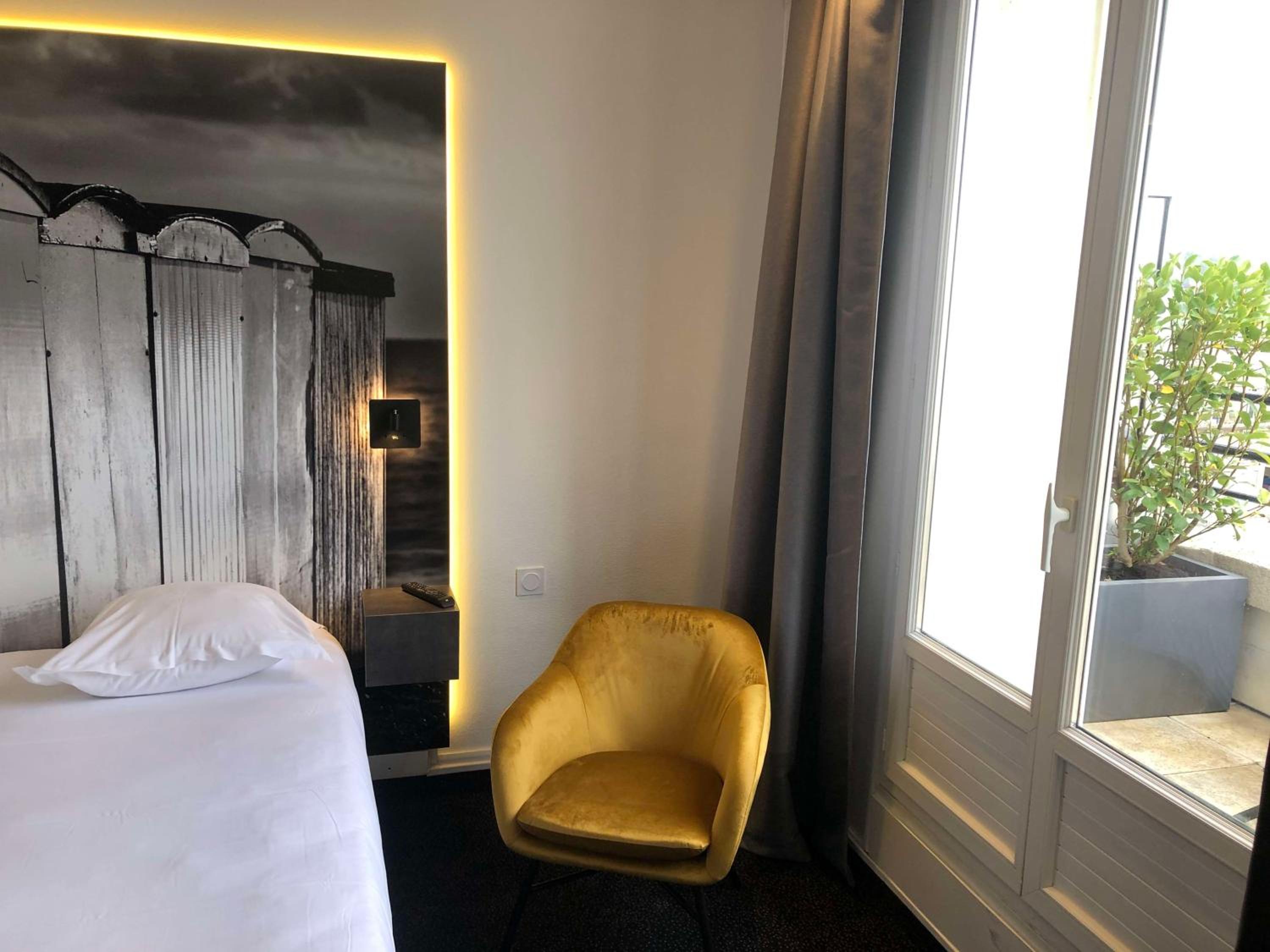 Superior Queen Room with Terrace - Photo 9