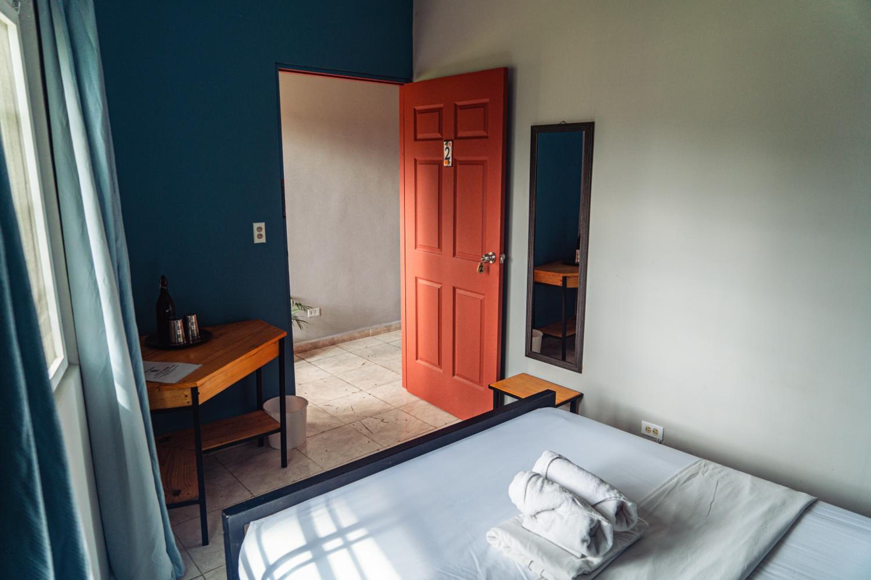 Queen Room with Shared Facilities photo 3