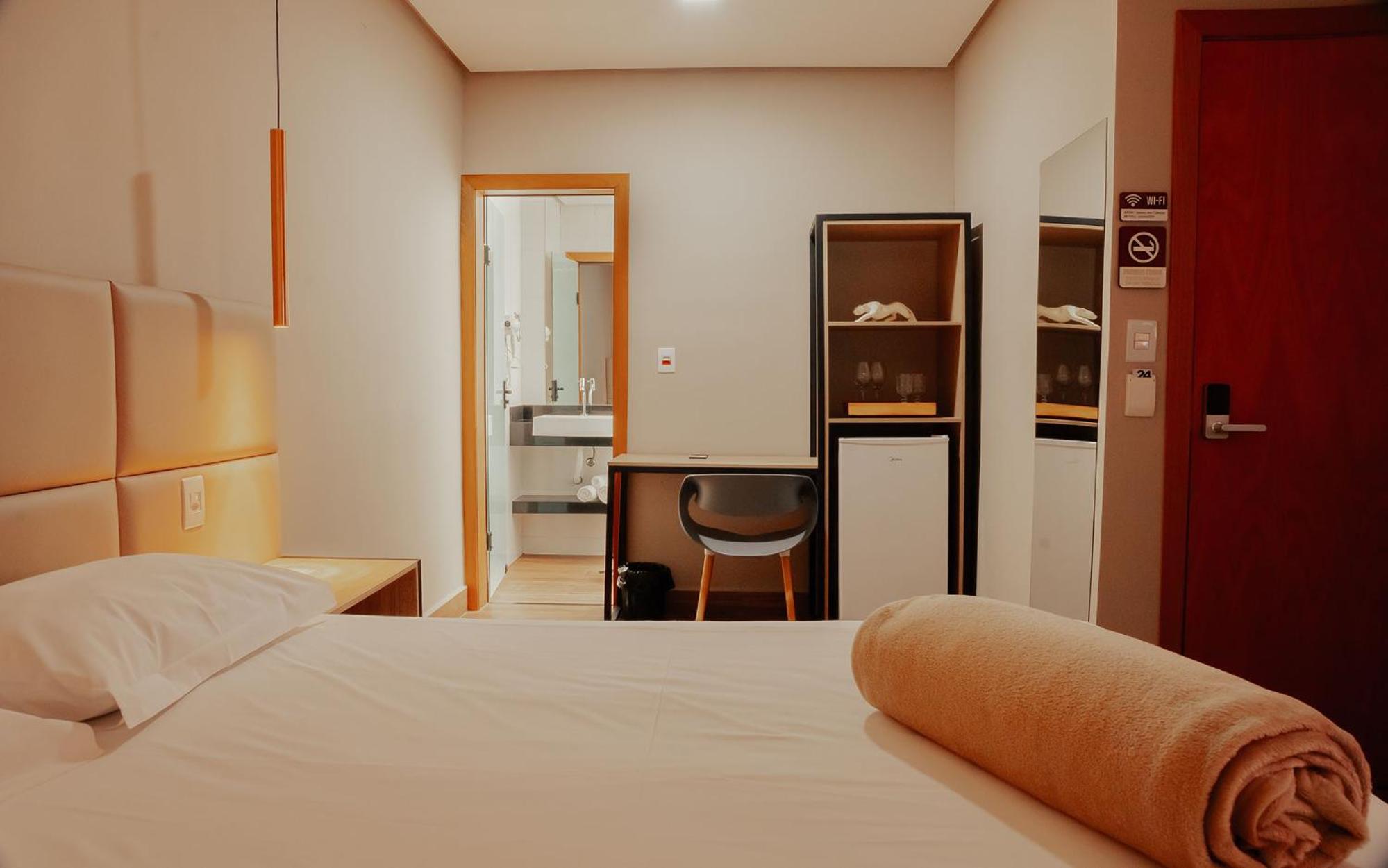 Standard Queen Room - Photo 3