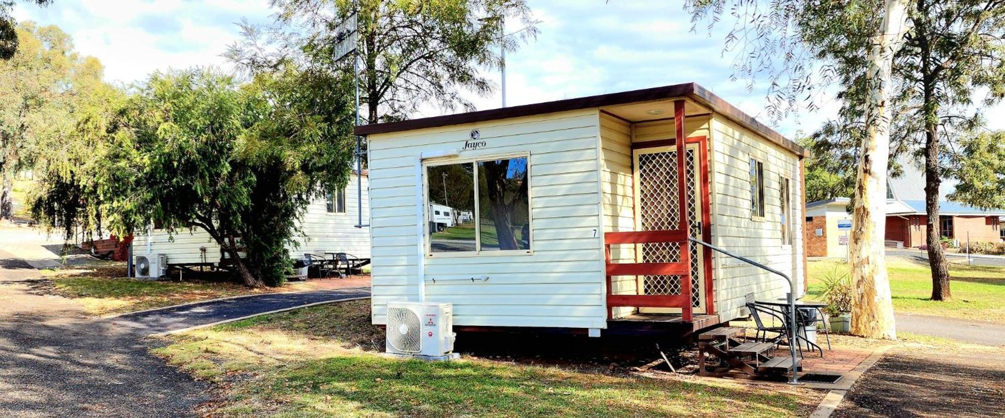 Two-Bedroom Bungalow photo 2