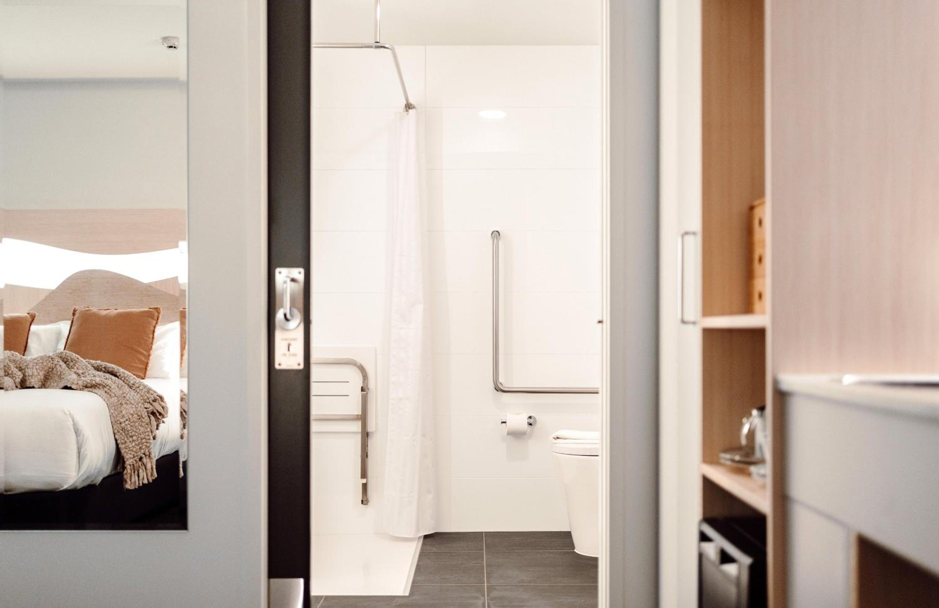 CitySide Accessible Room photo 3