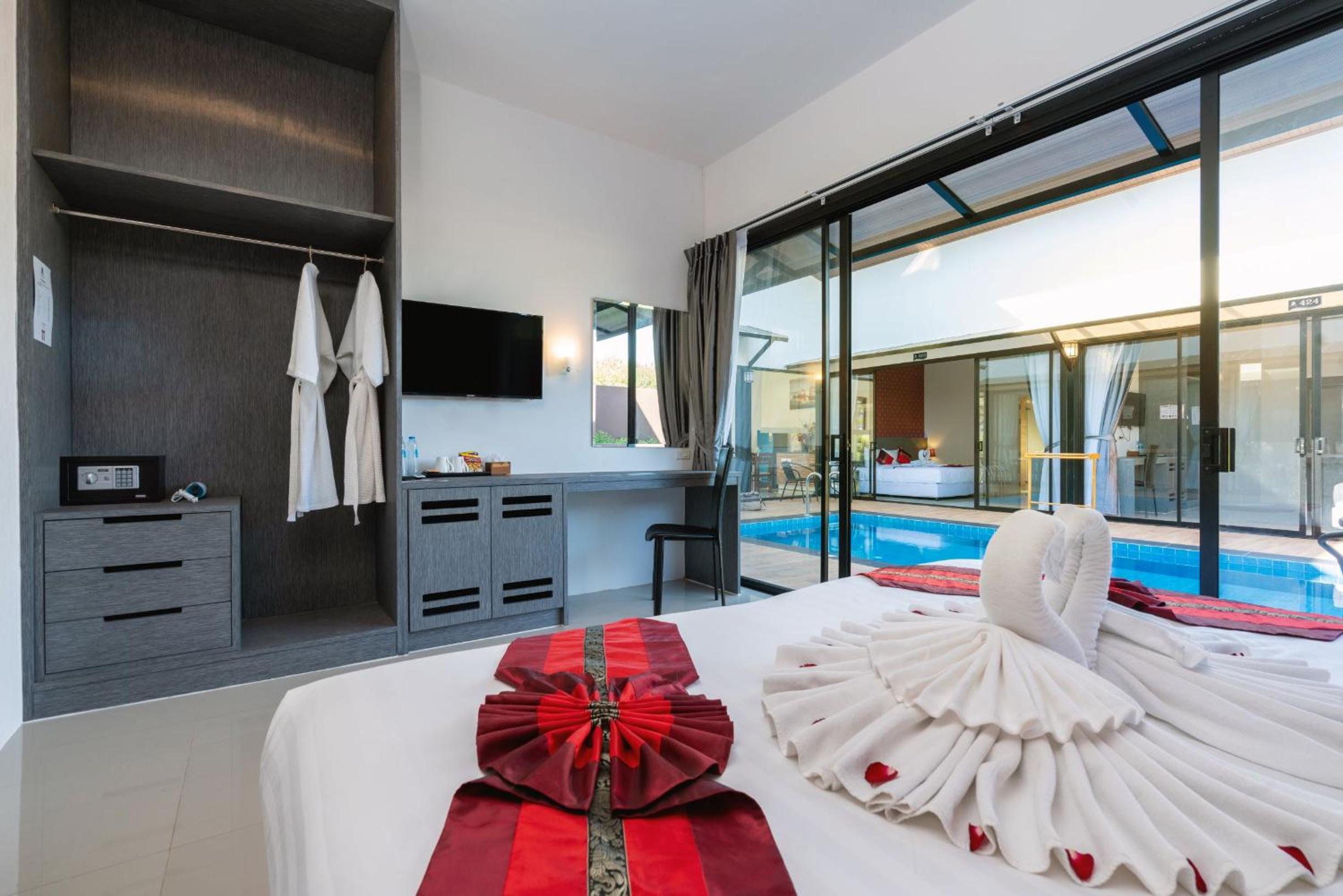 4 Bedrooms Pool Villa - Photo 56