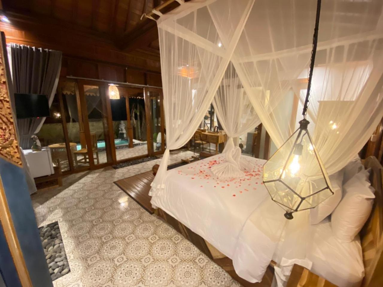 One Bedroom Villa with Private Pool - Photo 5