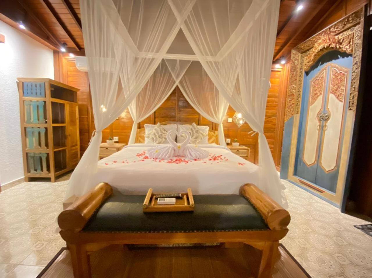 One Bedroom Villa with Private Pool - Photo 9