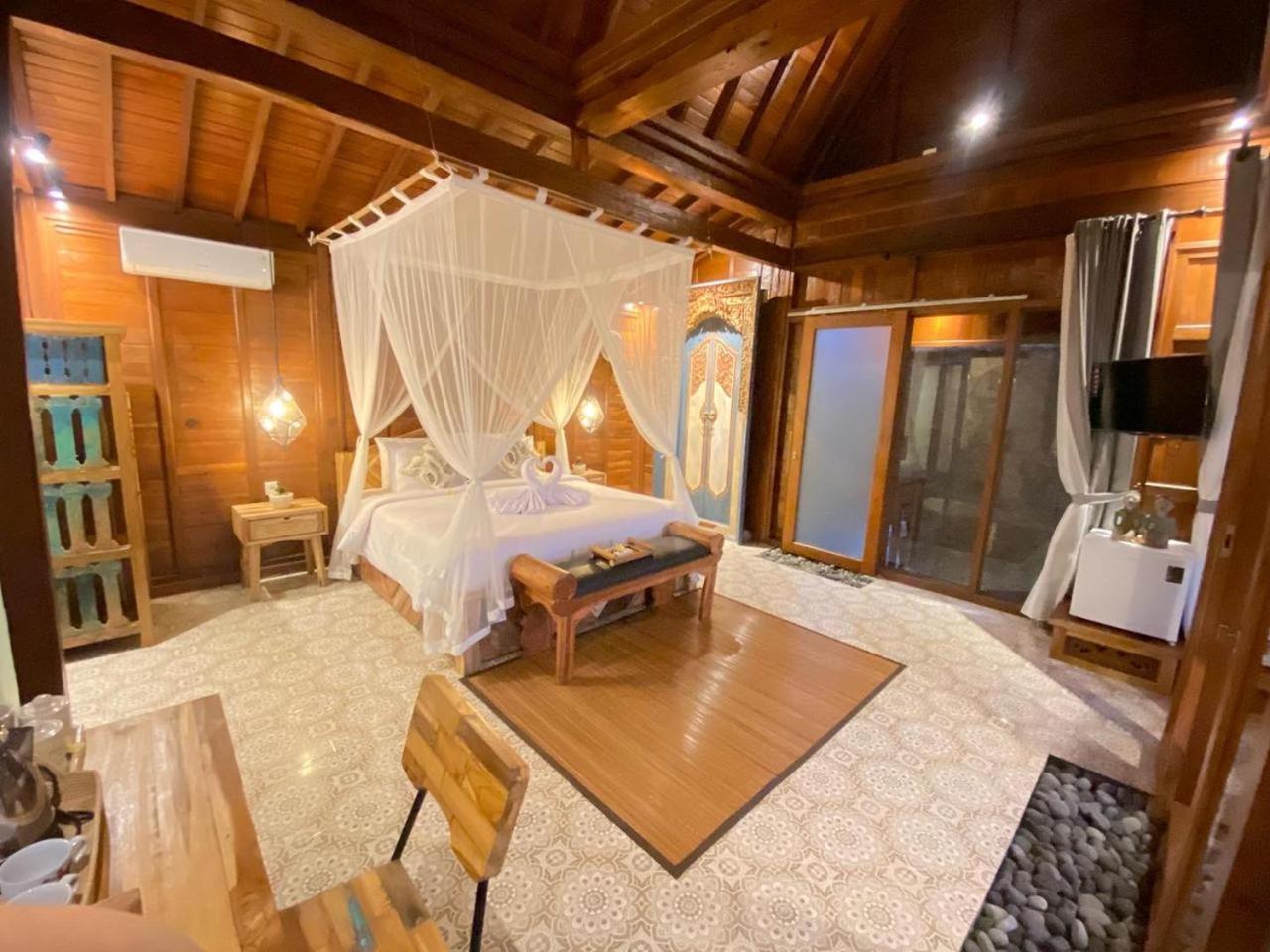 One Bedroom Villa with Private Pool - Photo 8