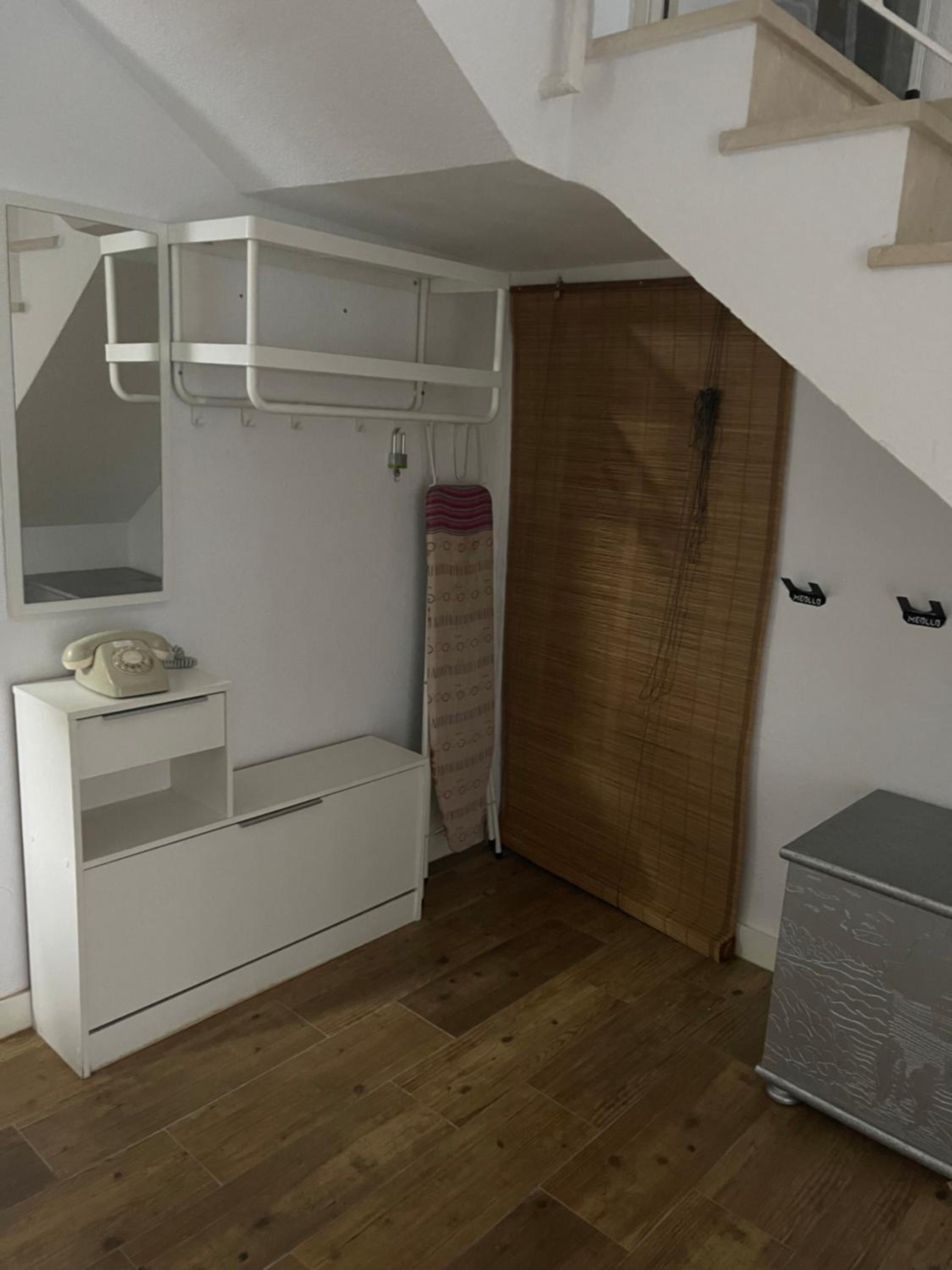 Double Room with Shared Bathroom photo 3