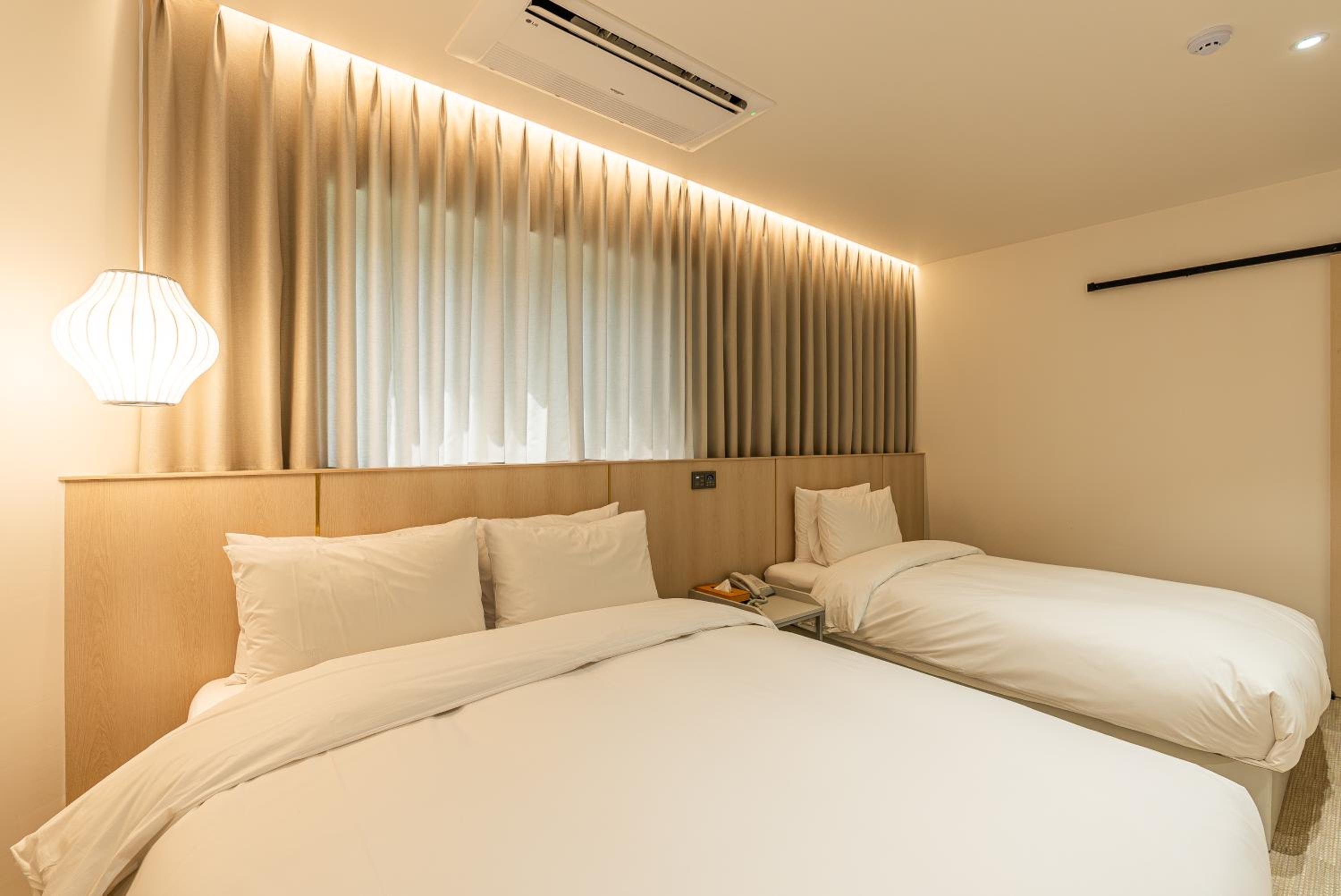 Family Suite - Photo 1