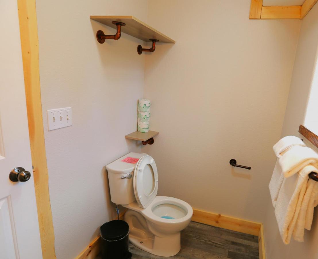 One-Bedroom House photo 2