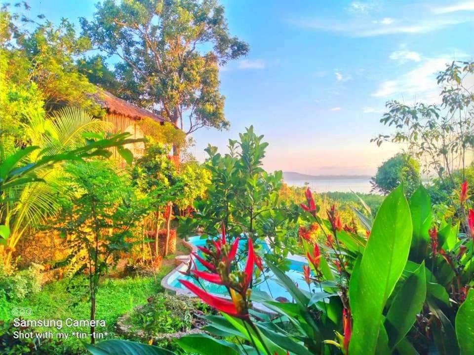 Double or Twin Room with Sea View - Photo 13