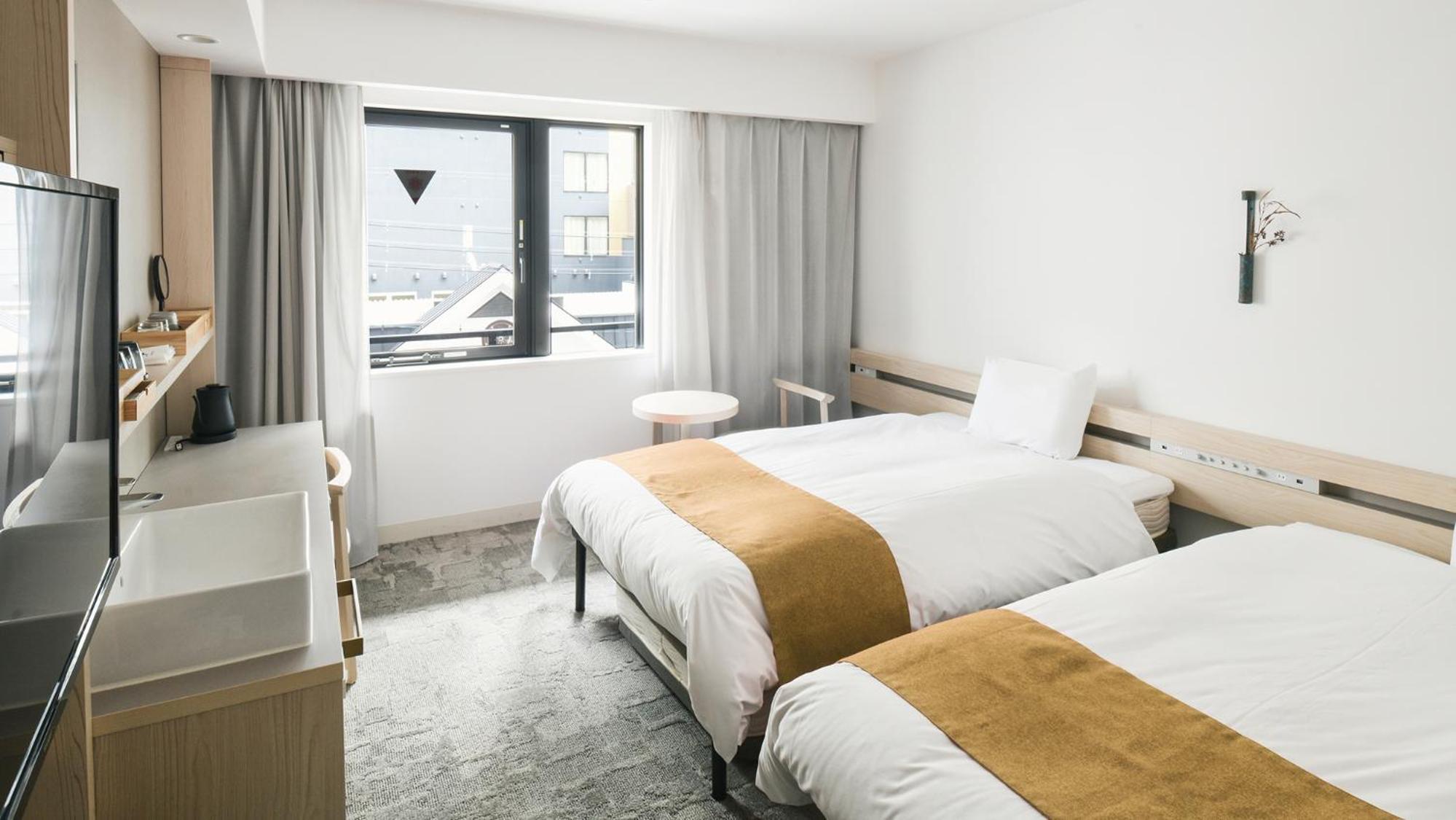 Moderate Twin Room - Non-Smoking - Photo 1