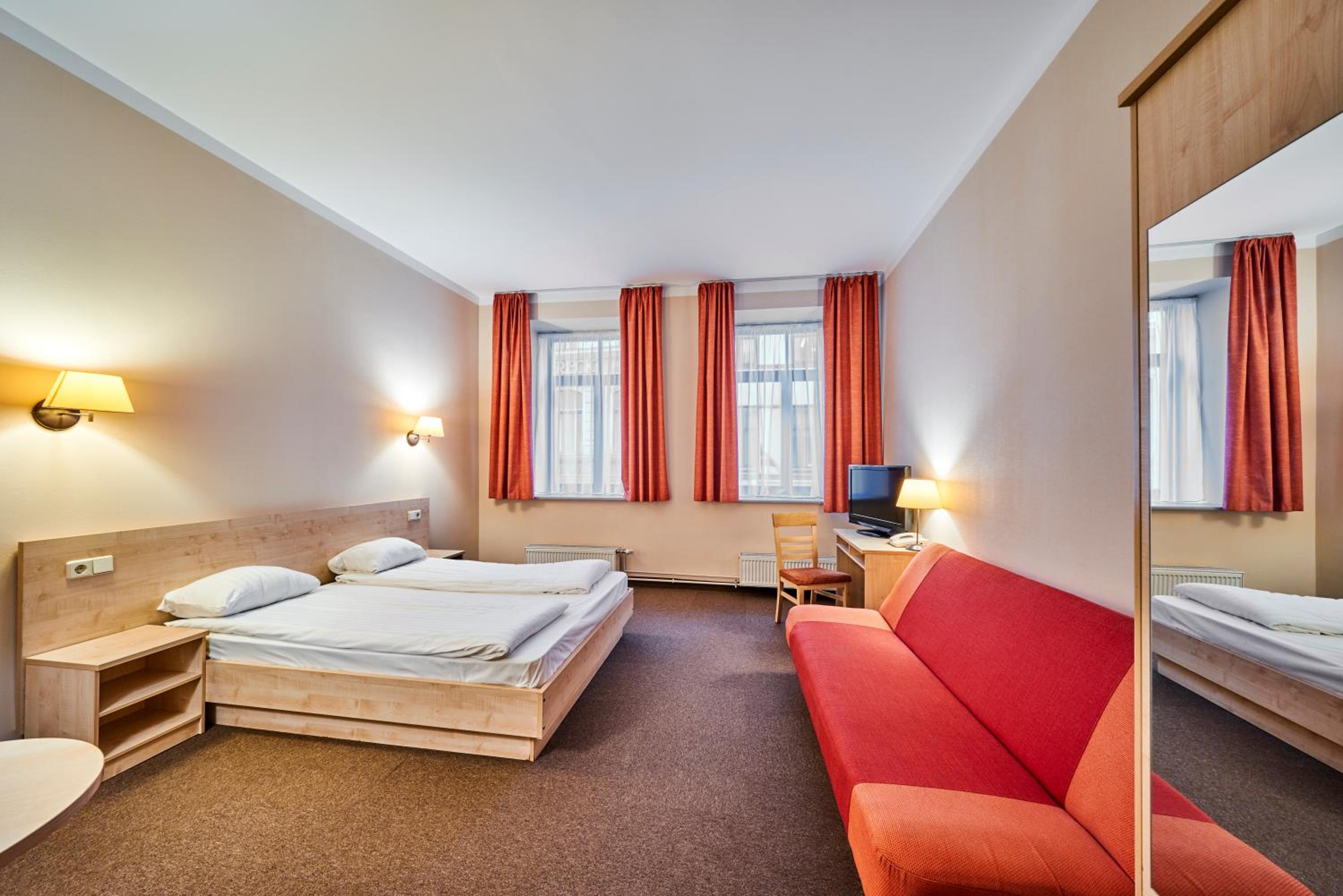 Superior Double Or Twin Room photo 2