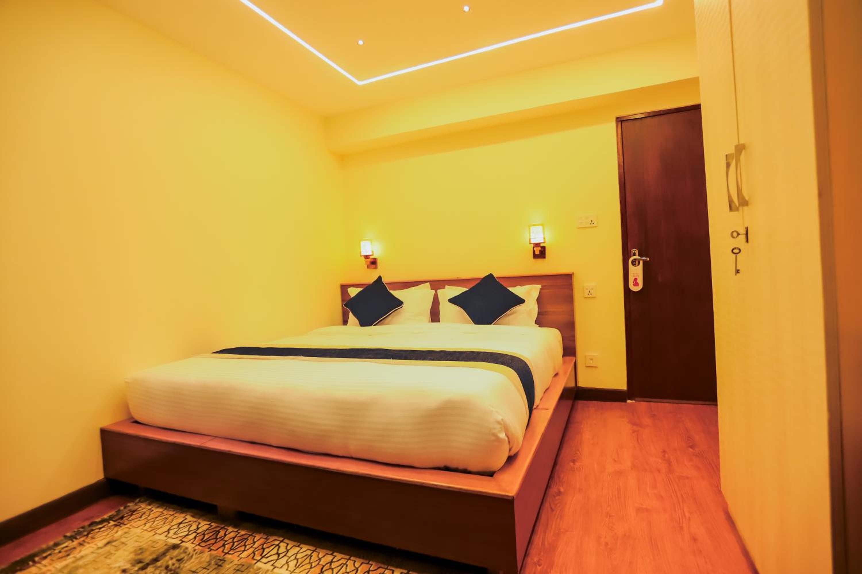 Two-Bedroom Apartment - Photo 9