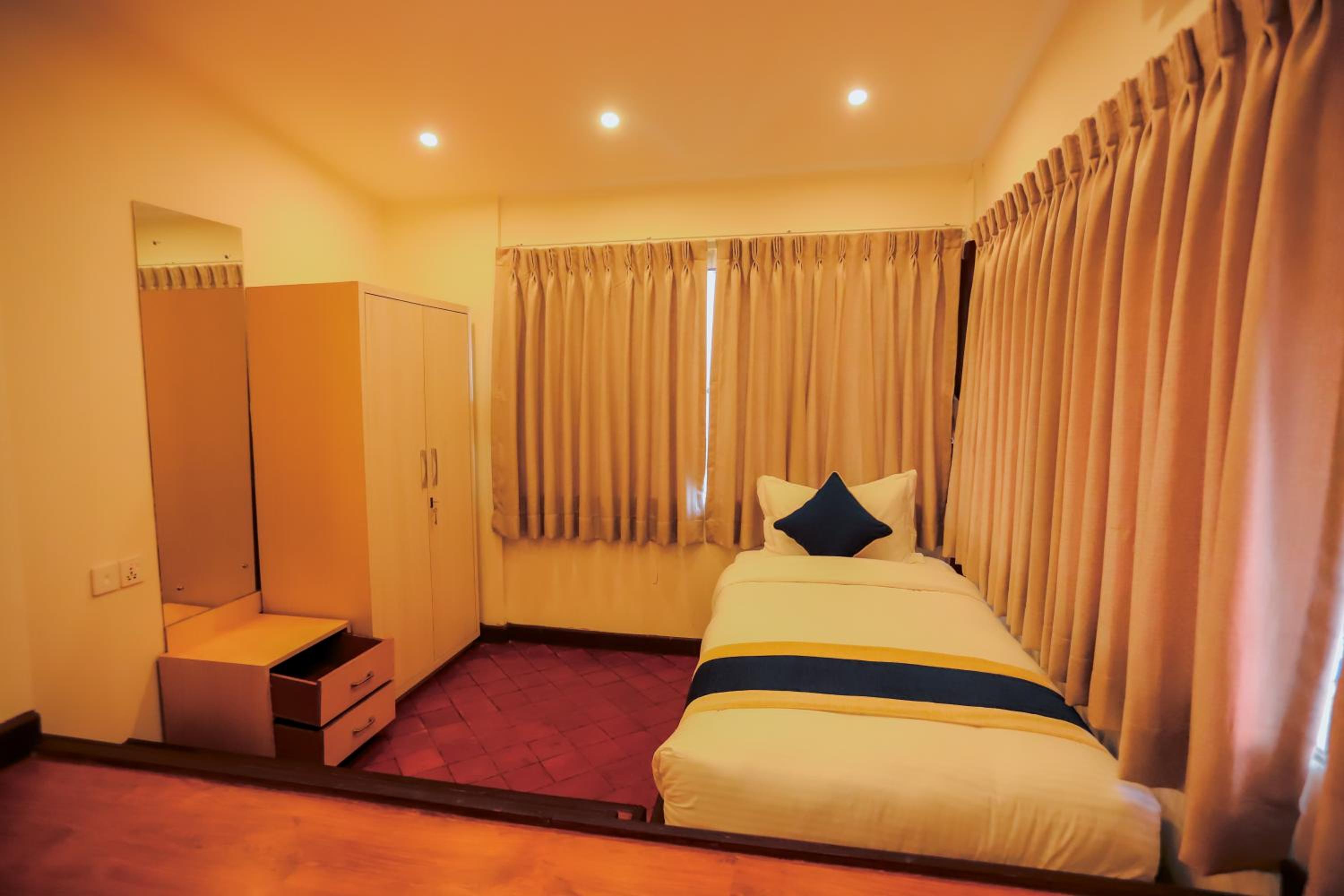 Two-Bedroom Apartment - Photo 10