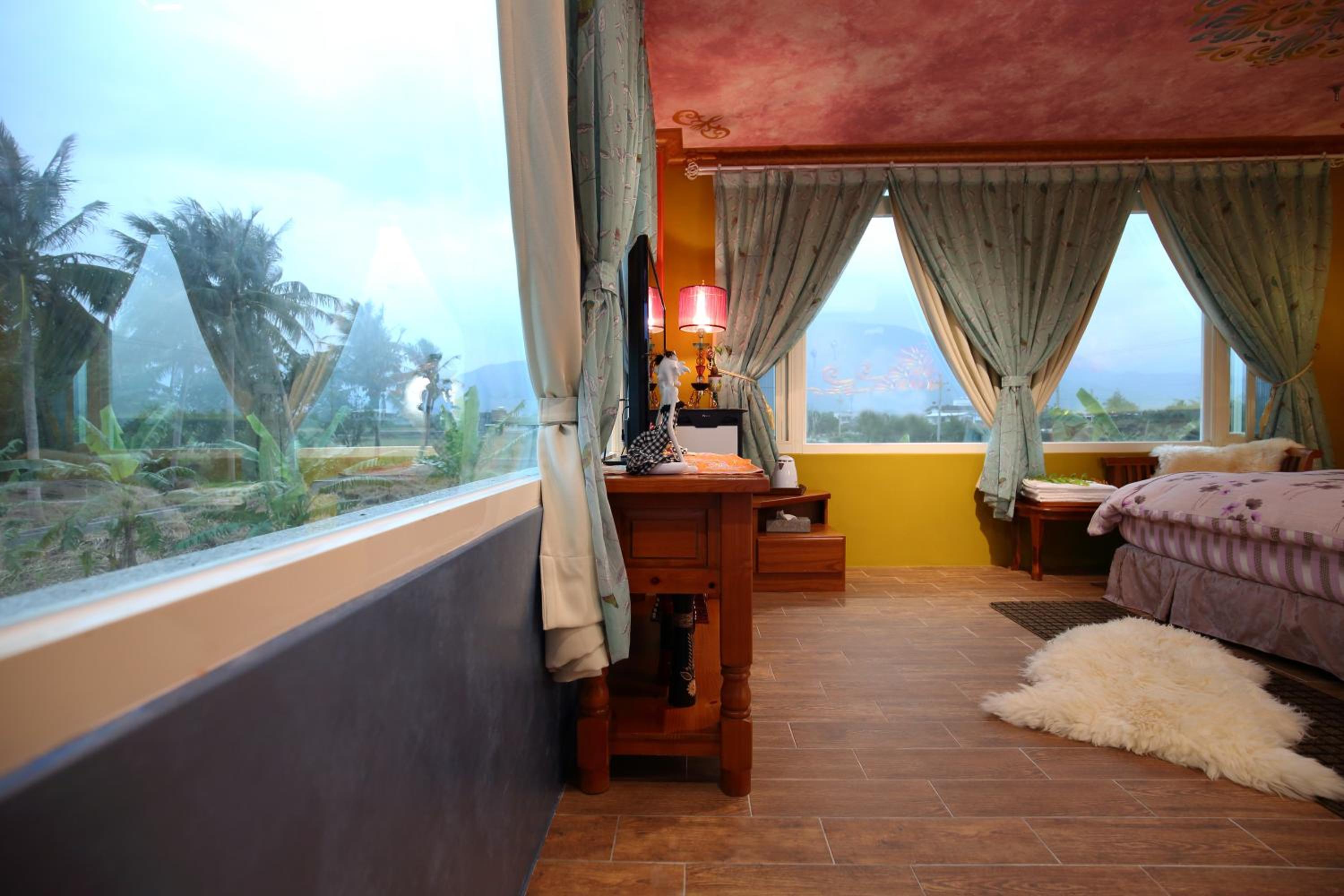 Double Room - Photo 10
