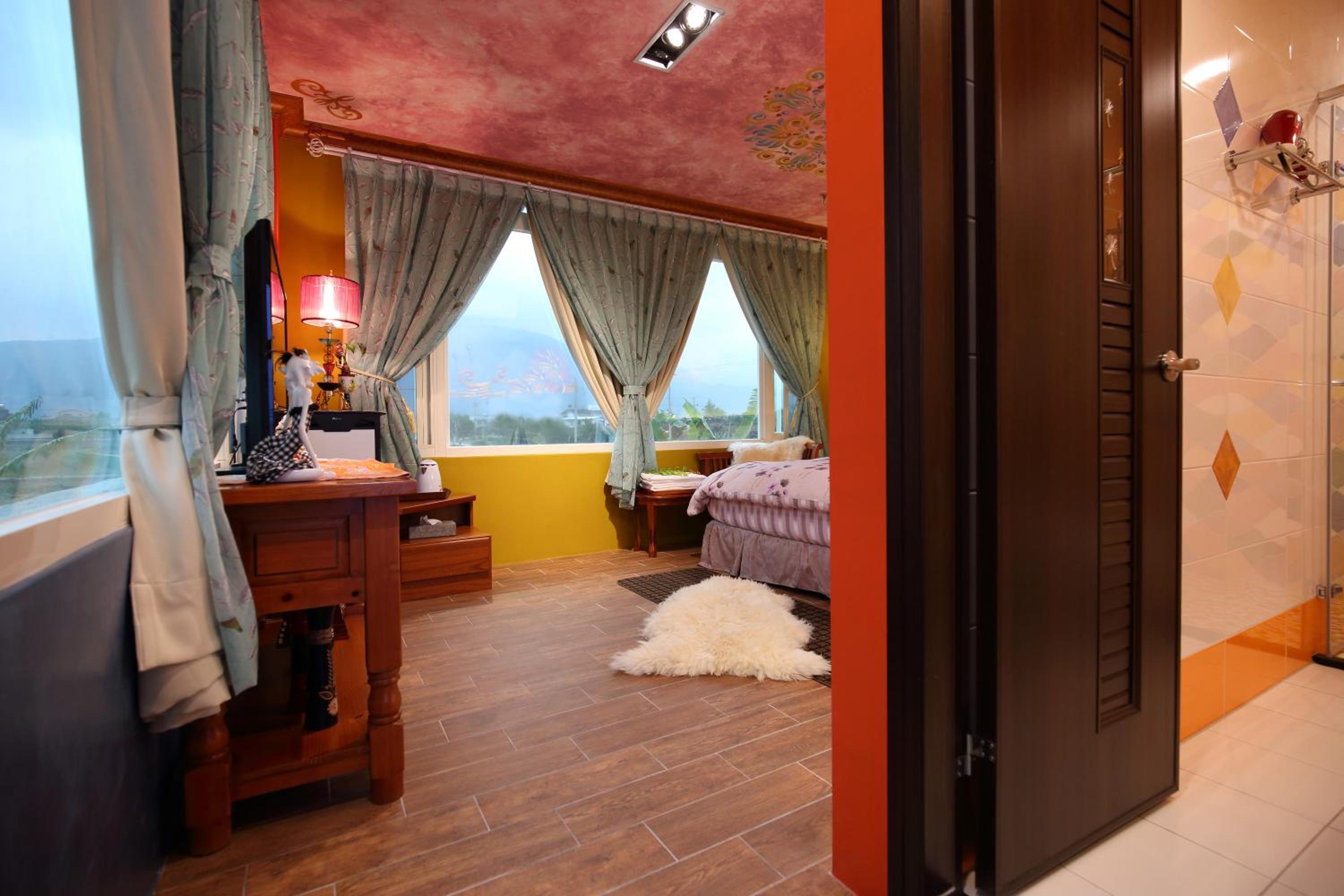 Double Room - Photo 11