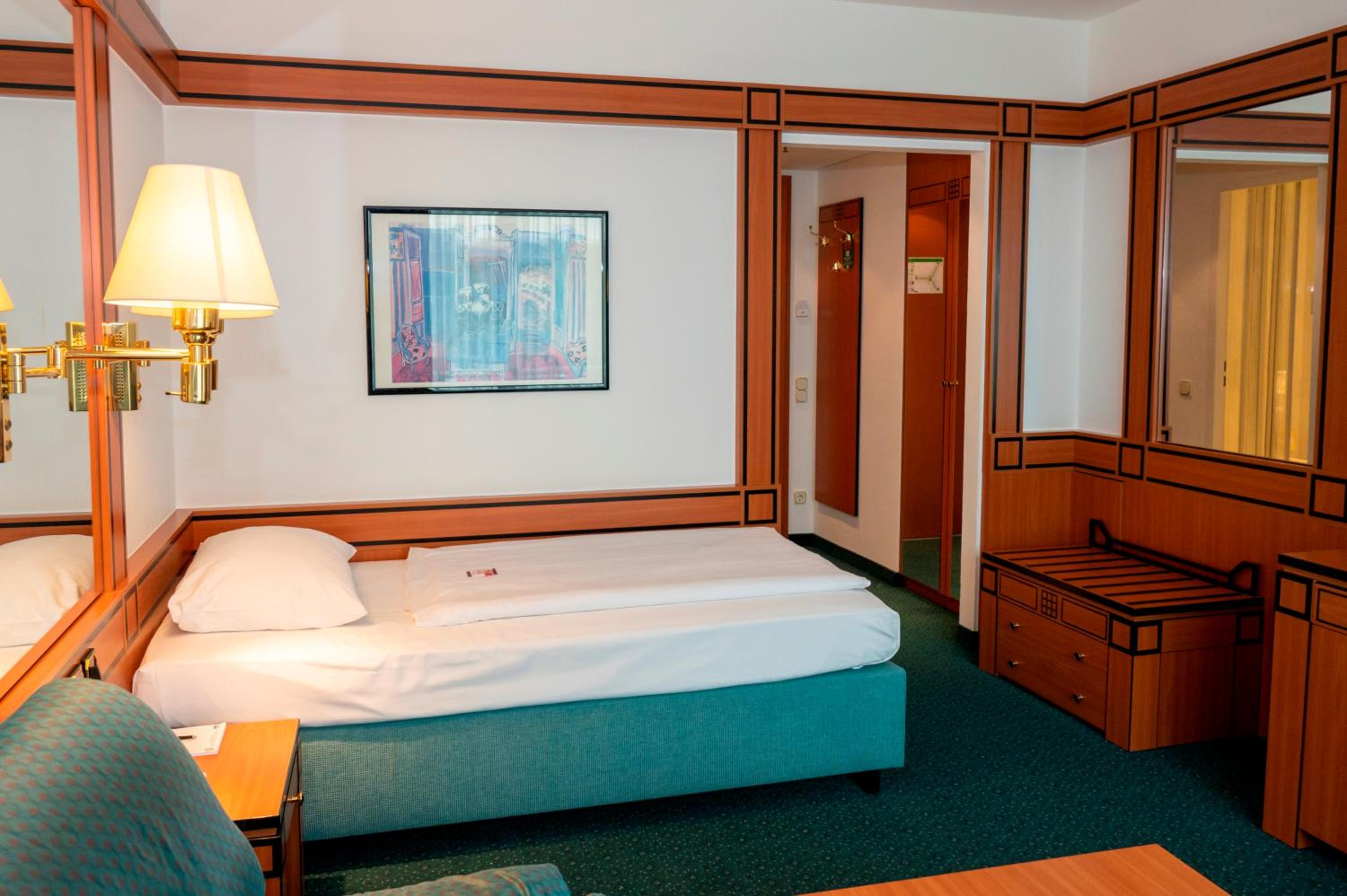 Standard Single Room - Photo 1