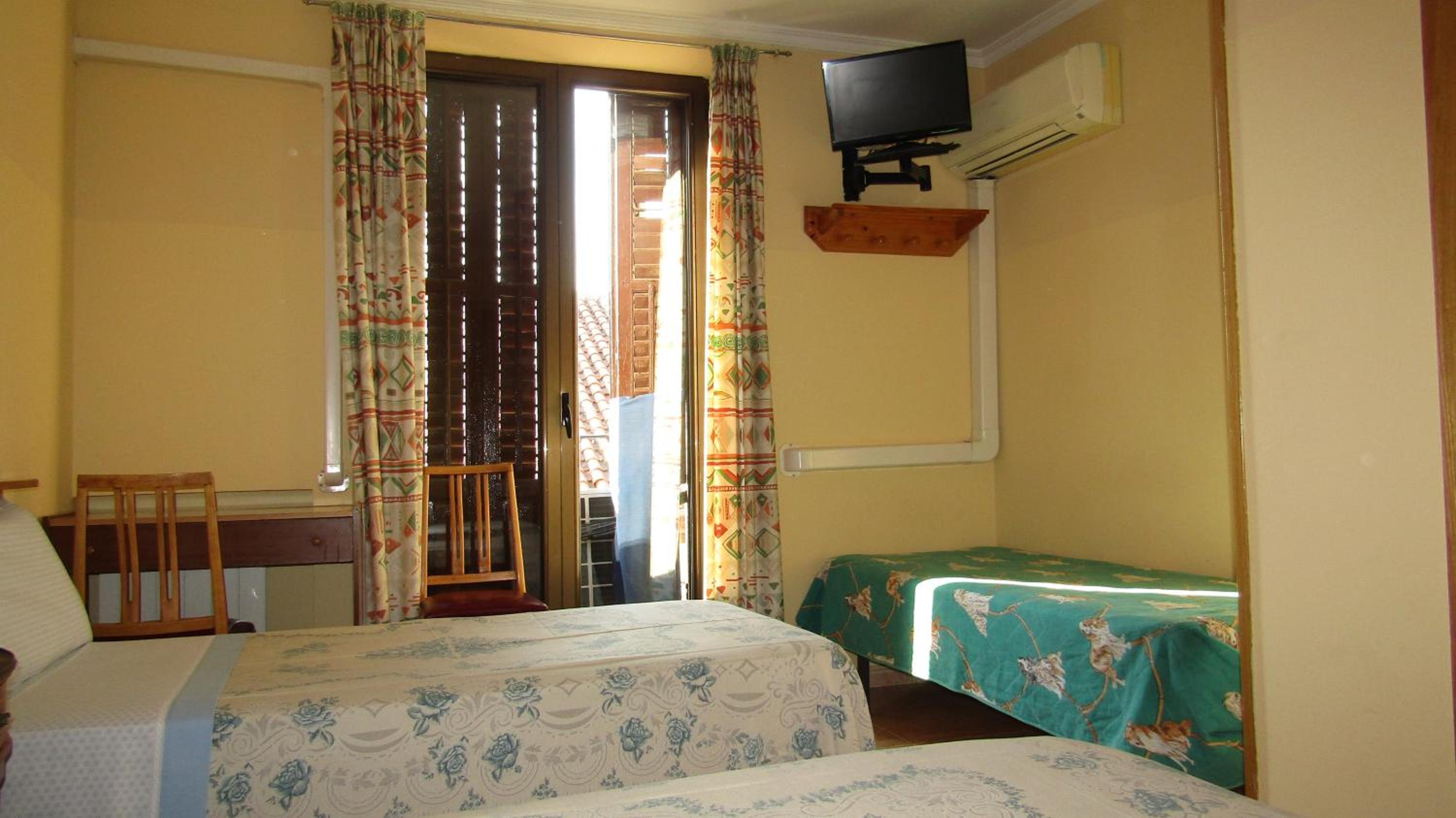 Habitación Doble con Cama Supletoria