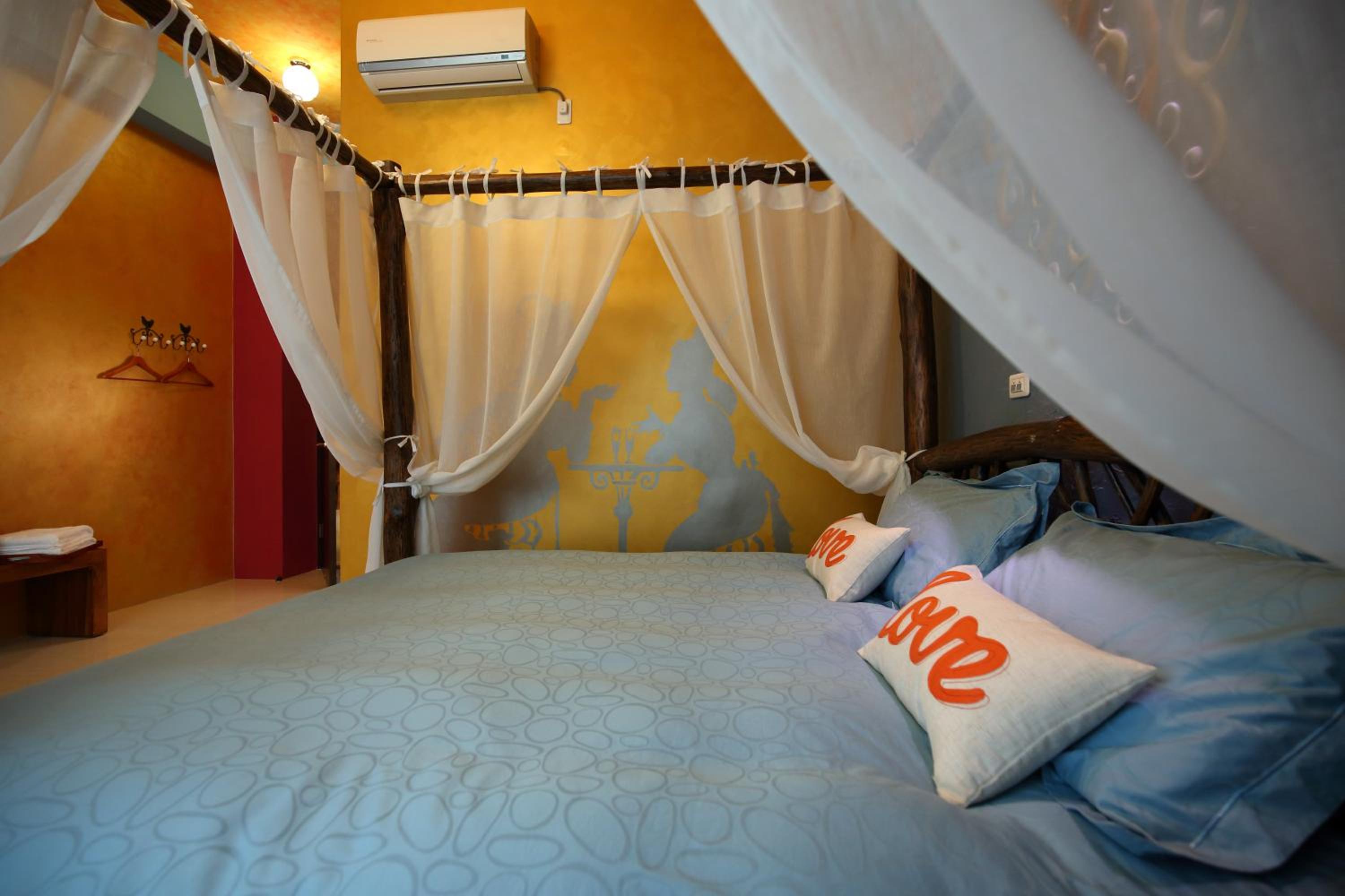 Double Room - Photo 4