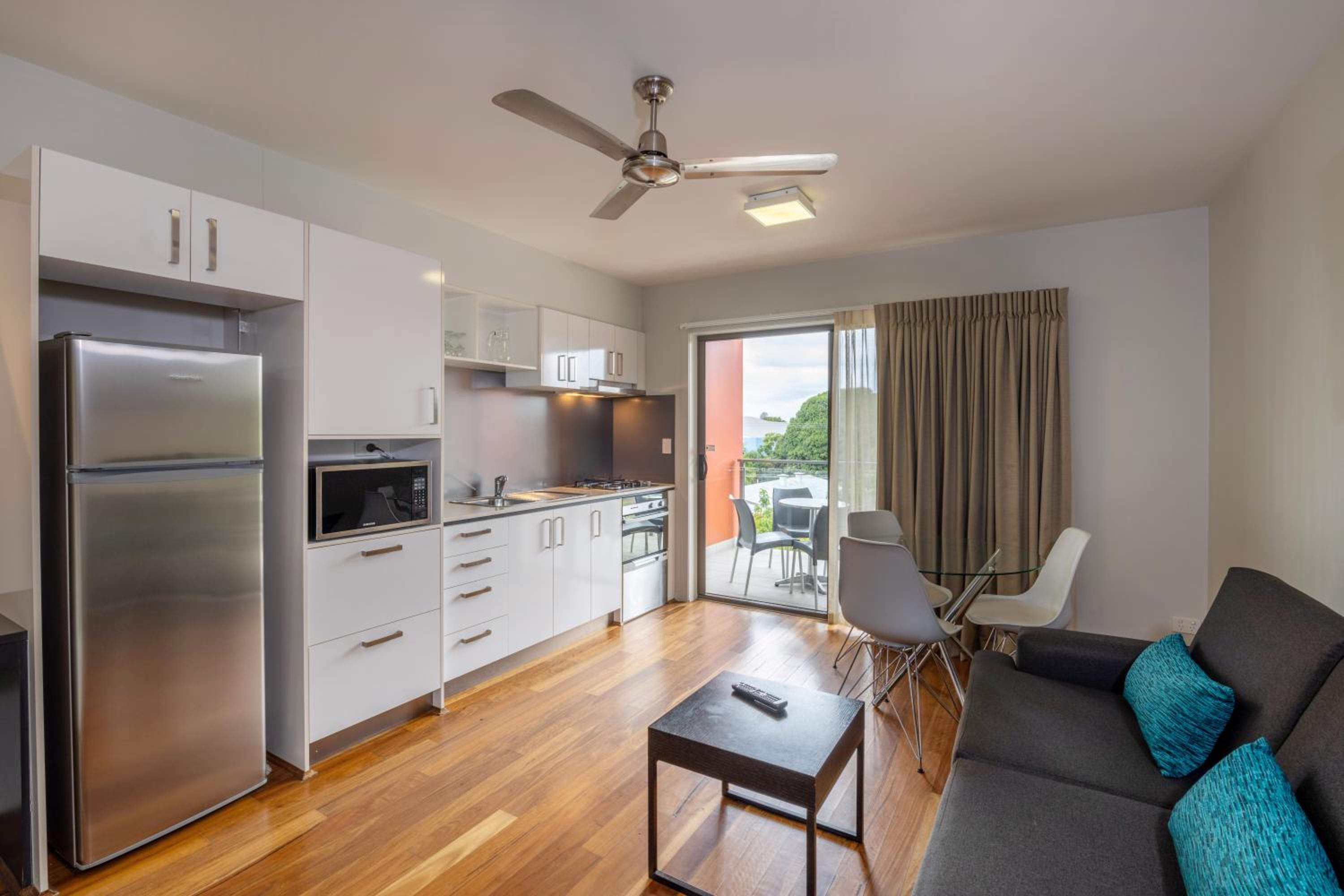 One-Bedroom Apartment - Queen - Photo 3