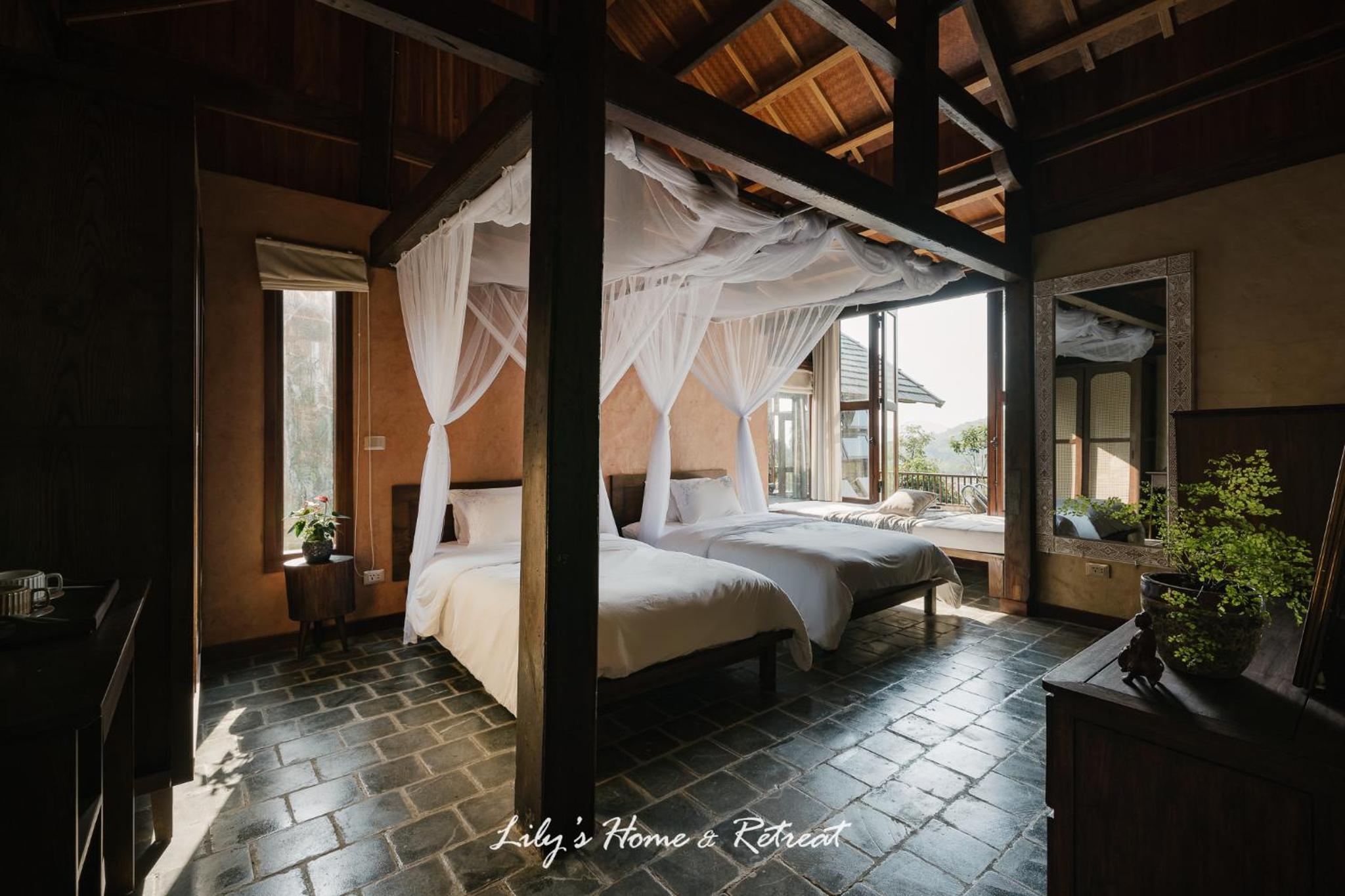 Villa photo 1