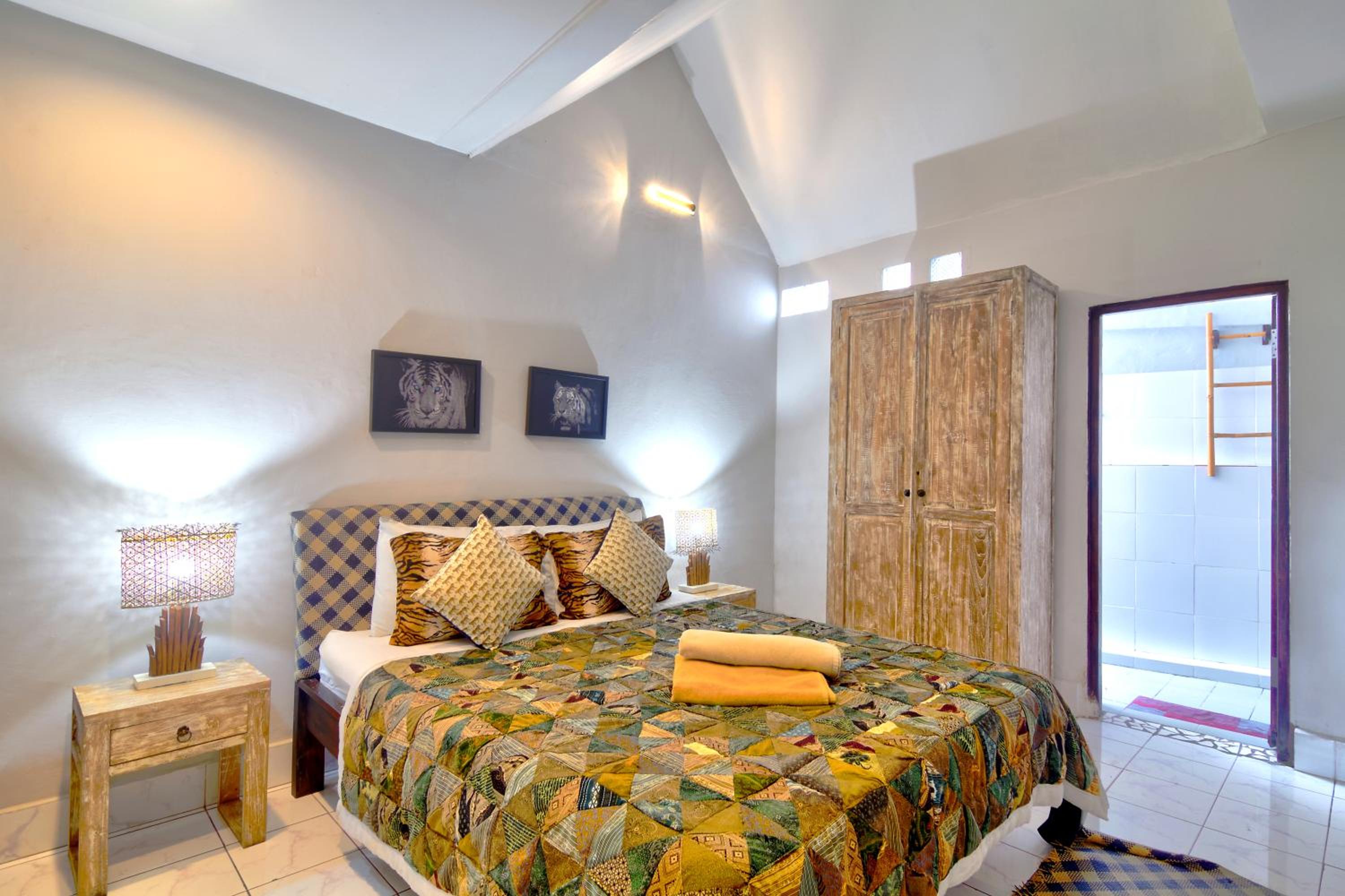 Standard Double Room with Fan - Photo 4