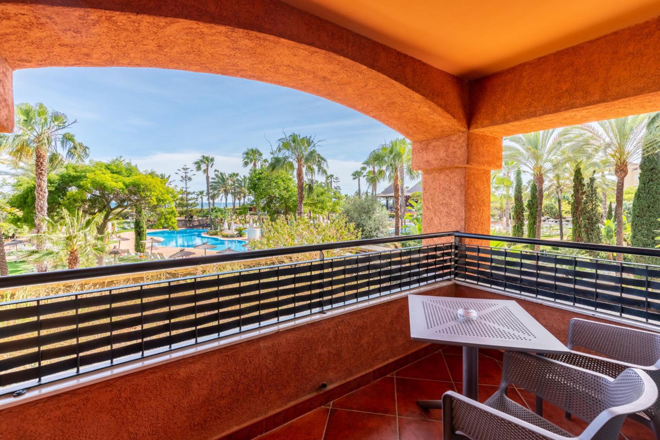Junior Suite with Sea View - Photo 11