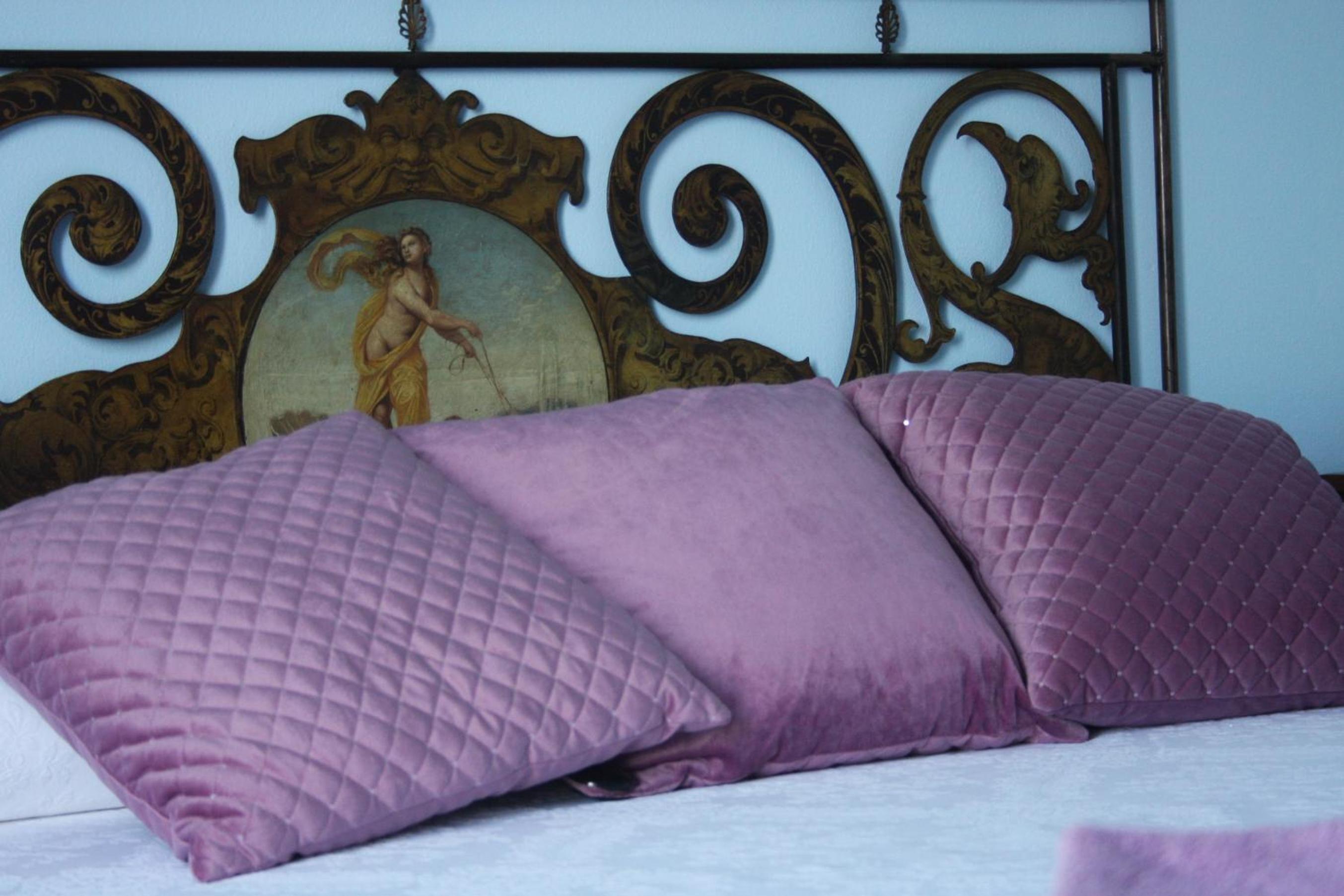Double Room with Private Bathroom - Photo 1