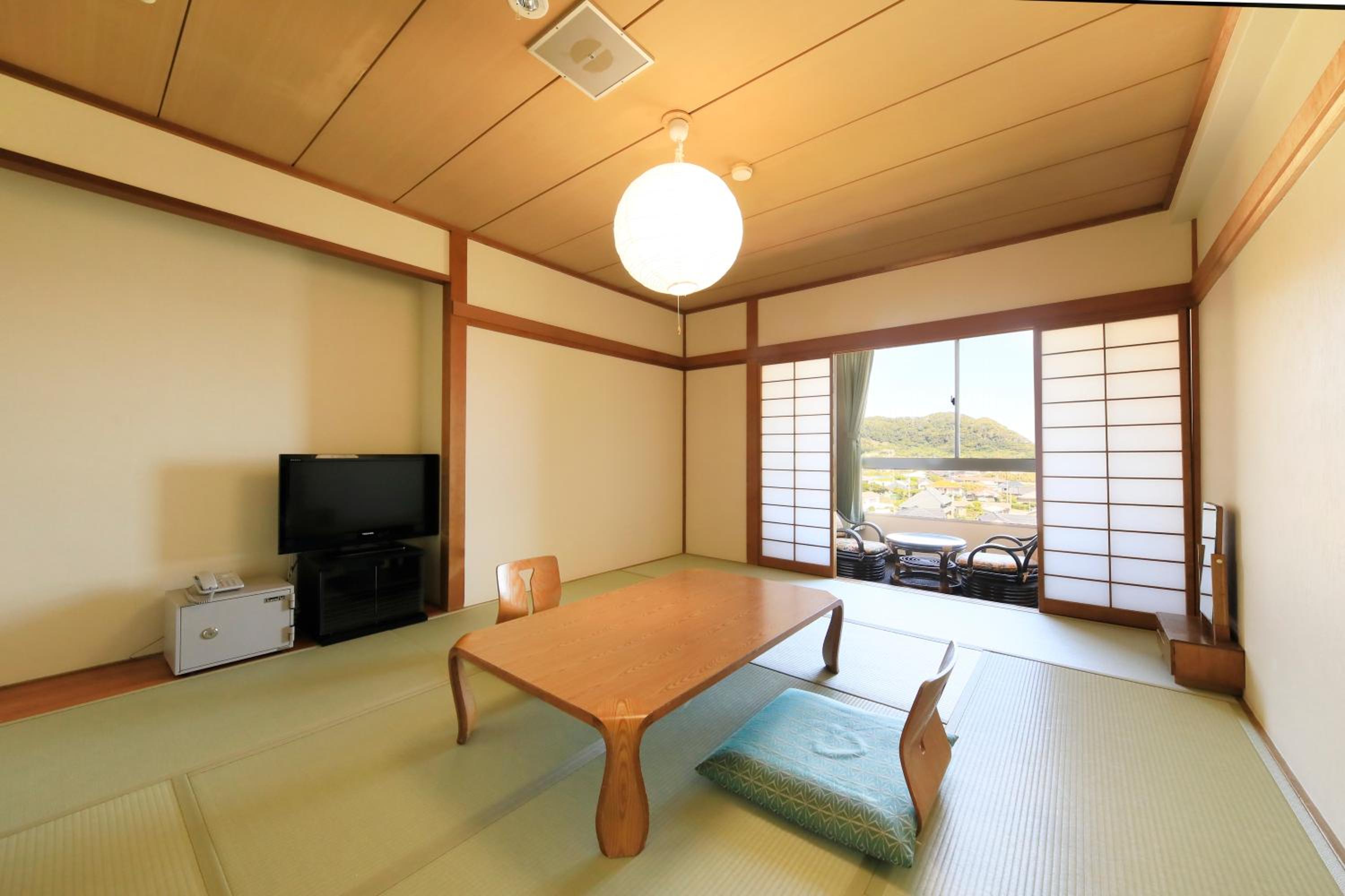 Superior Japanese-Style Room with Side Sea View