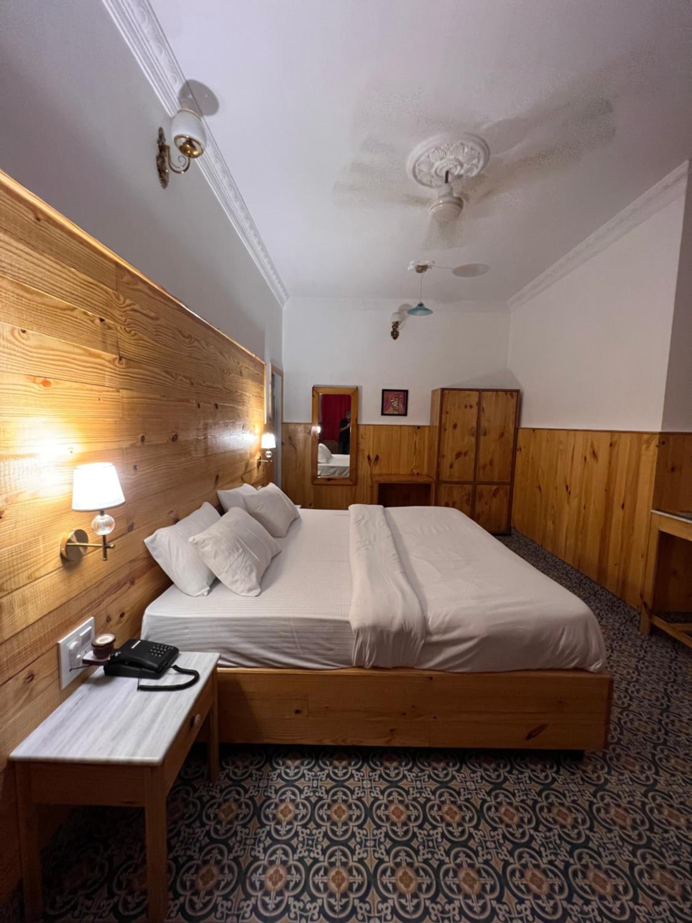 Deluxe Double Room - Photo 6